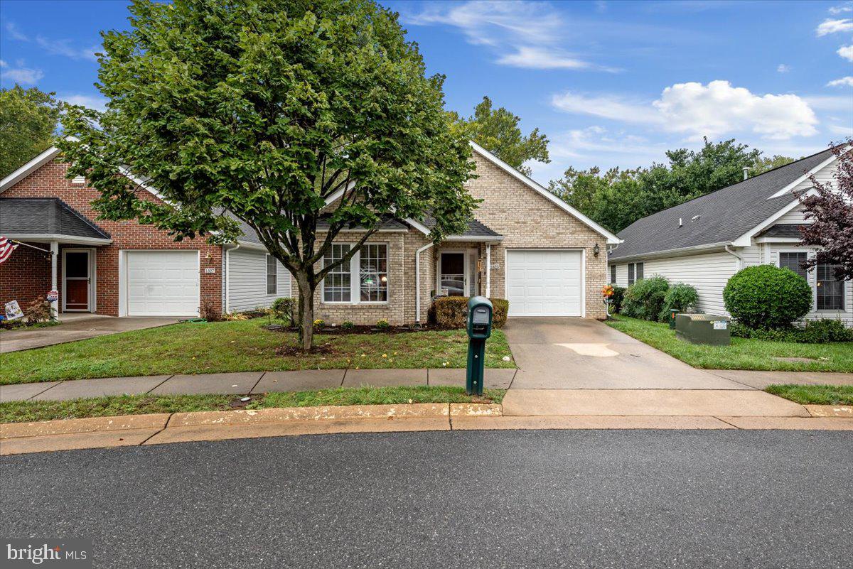 WILLOW LAWN COTTAGES - Residential