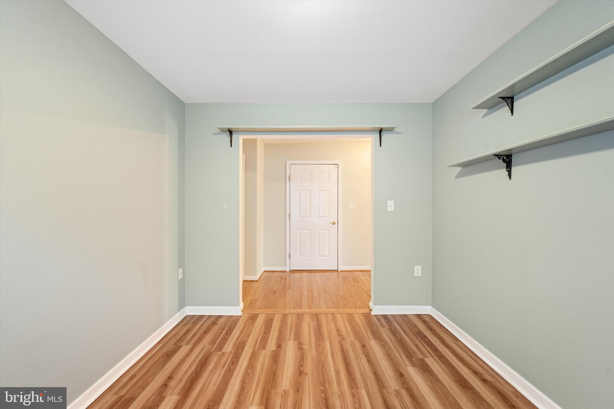 WILLOW LAWN COTTAGES - Residential