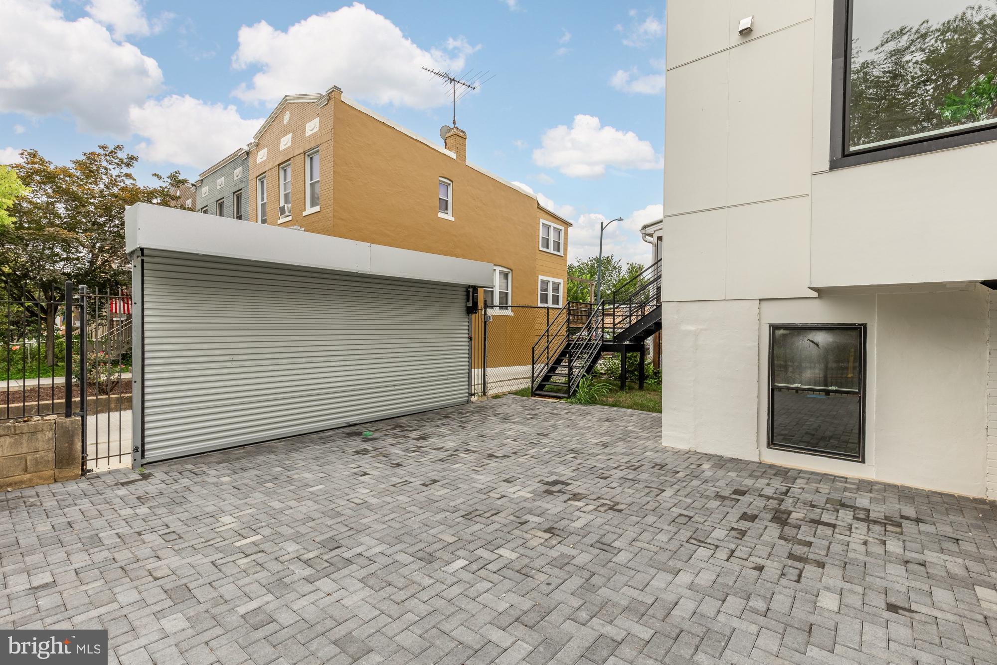 1631 G STREET SE