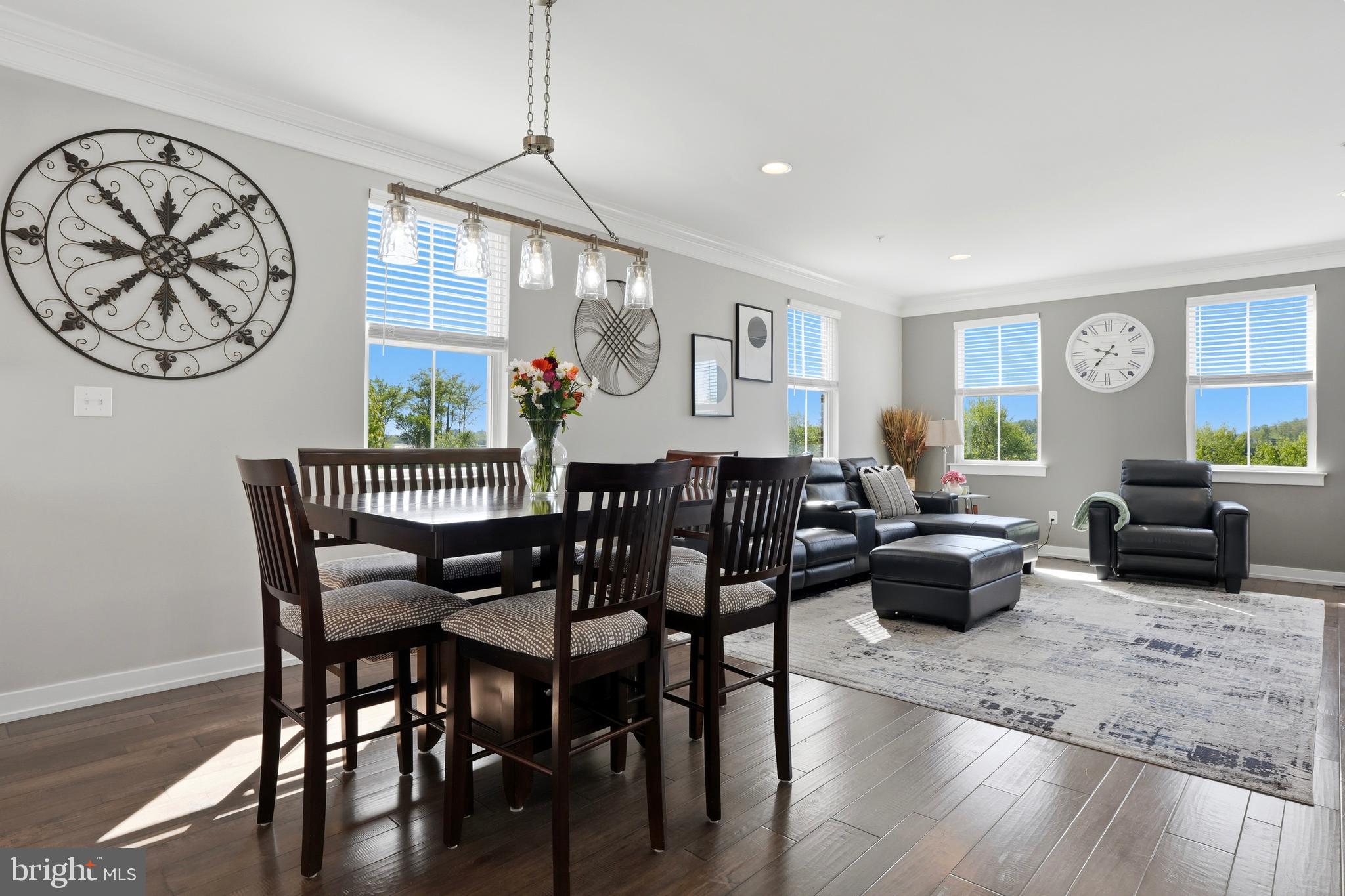 WATERSIDE - Residential