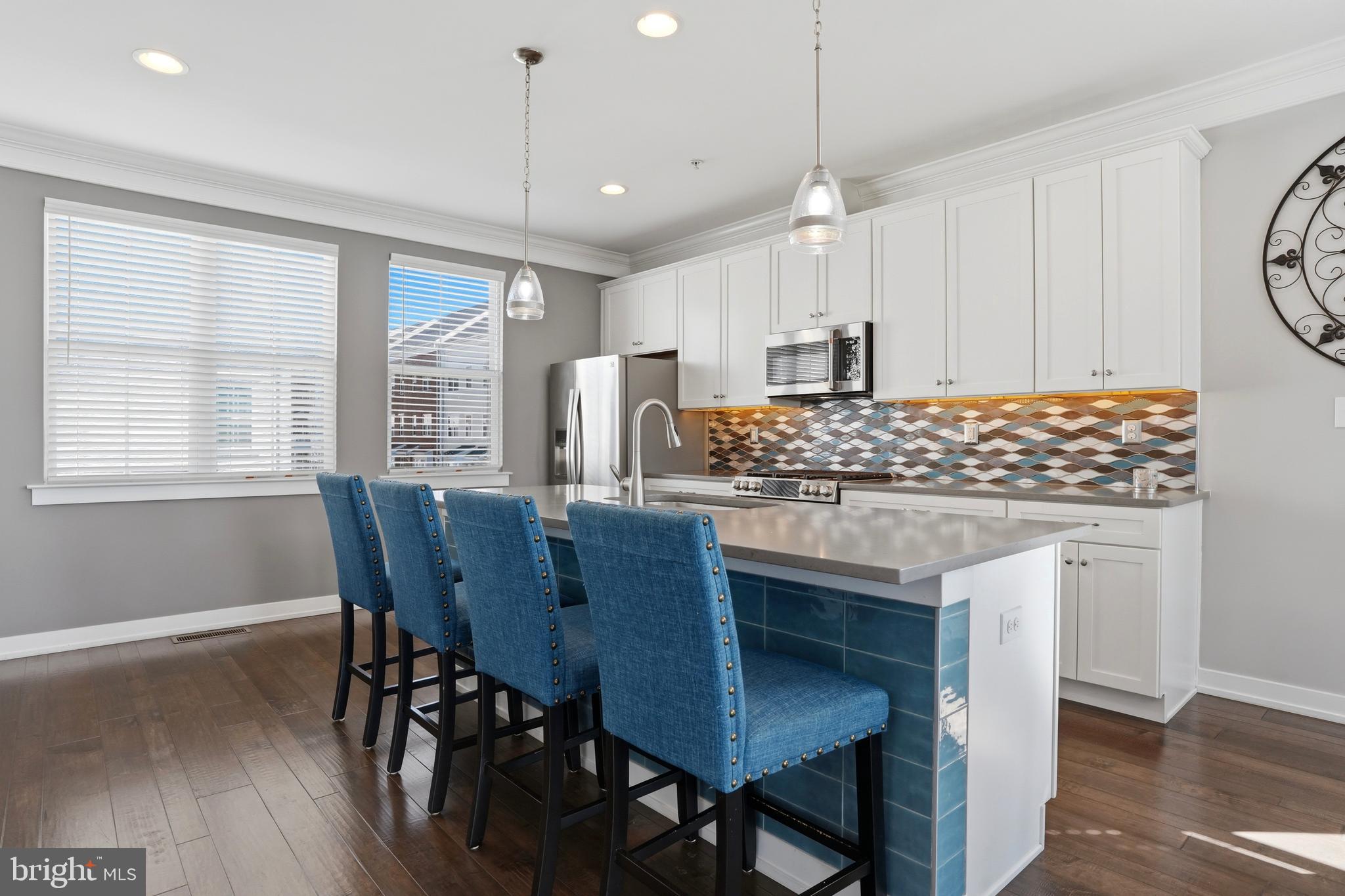 WATERSIDE - Residential