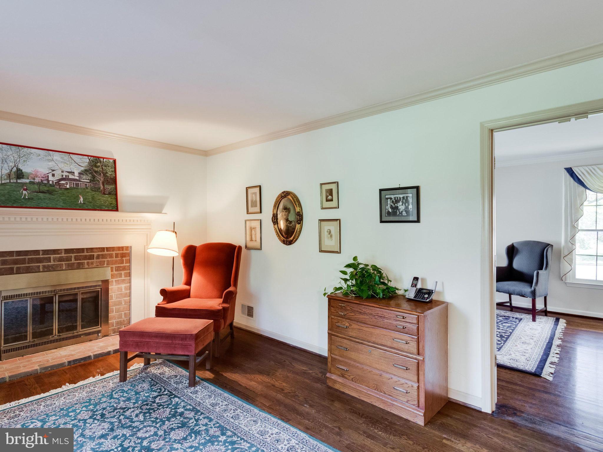 SIGNAL HILL - Residential