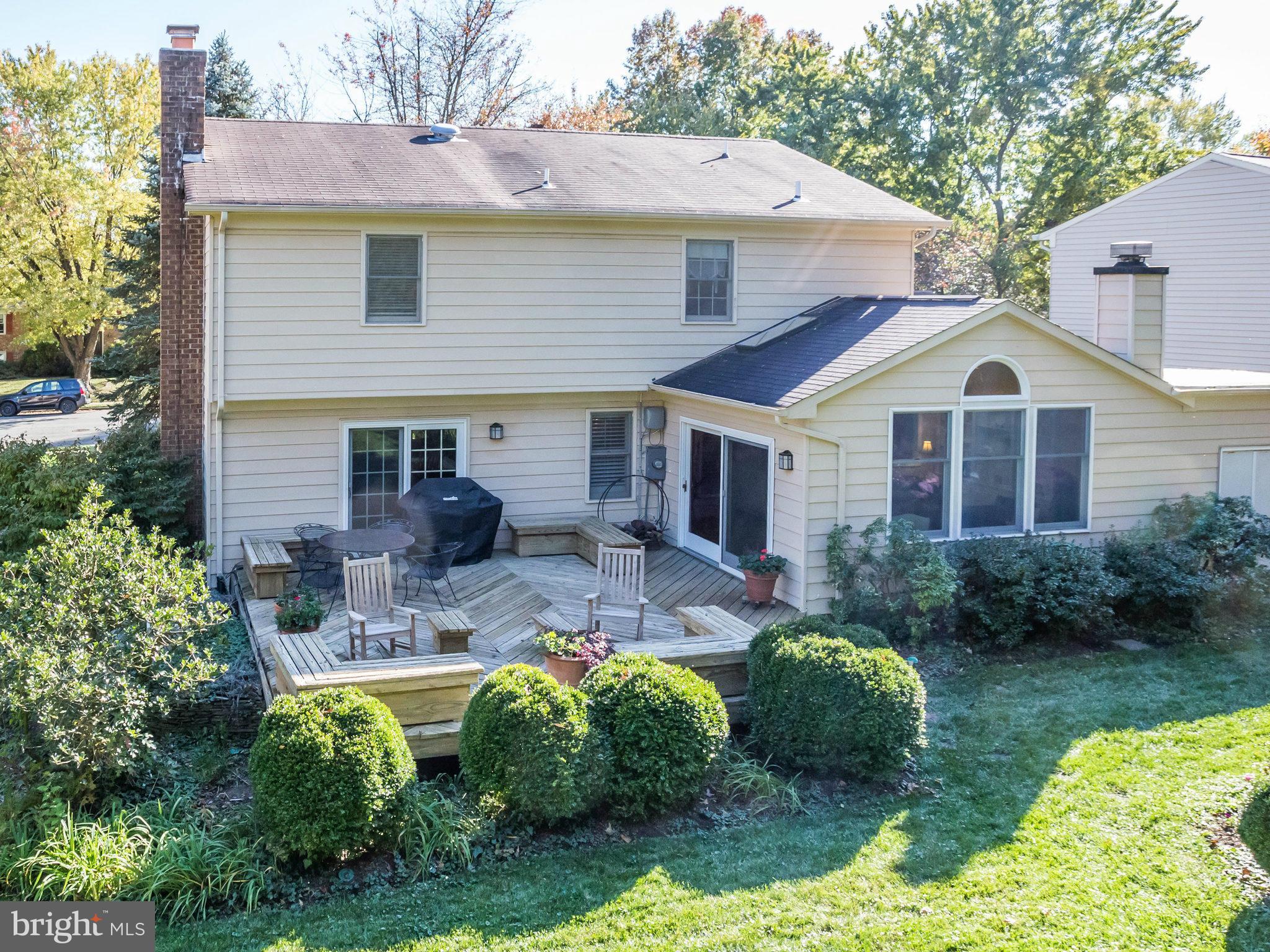 SIGNAL HILL - Residential