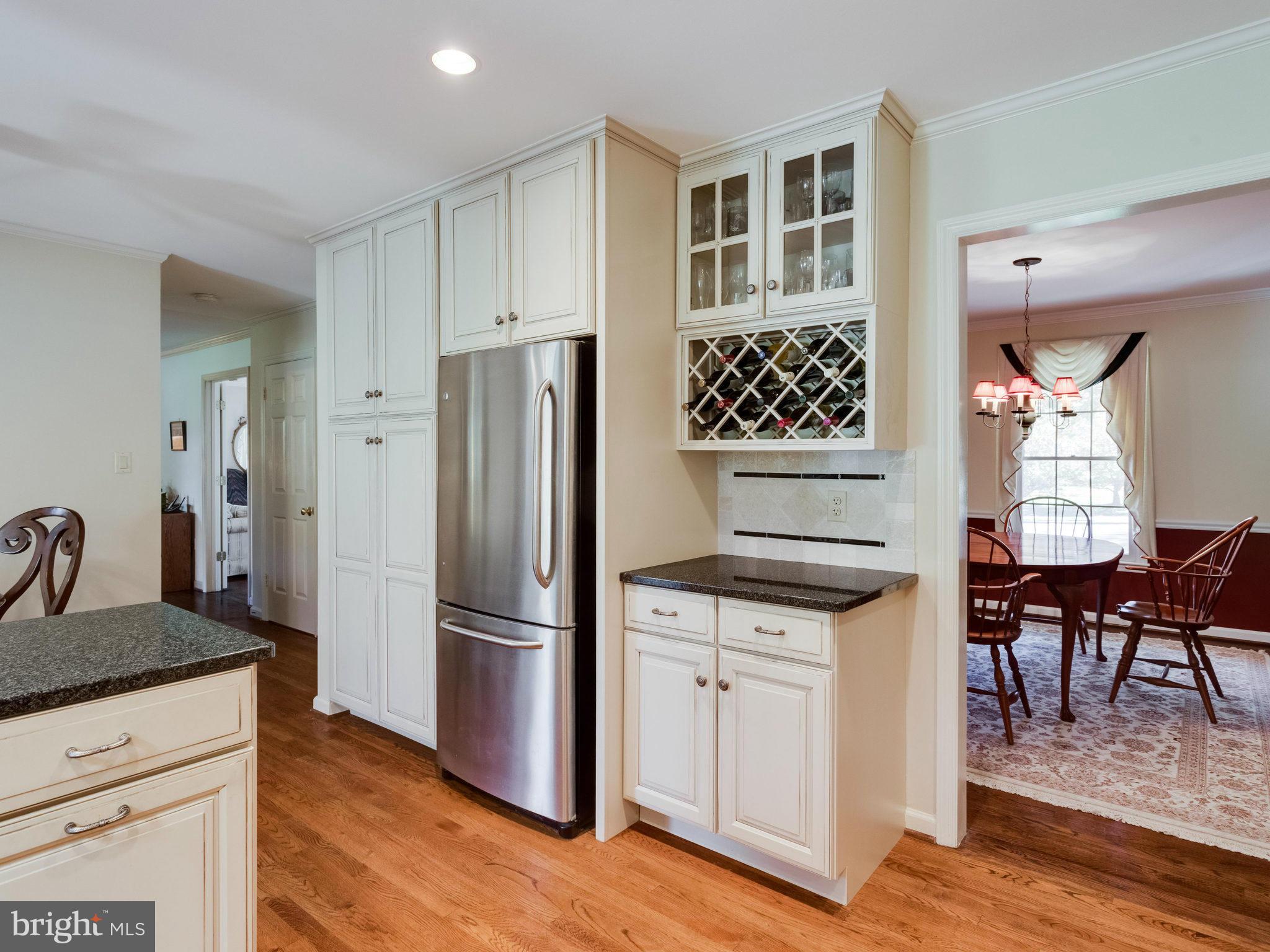 SIGNAL HILL - Residential