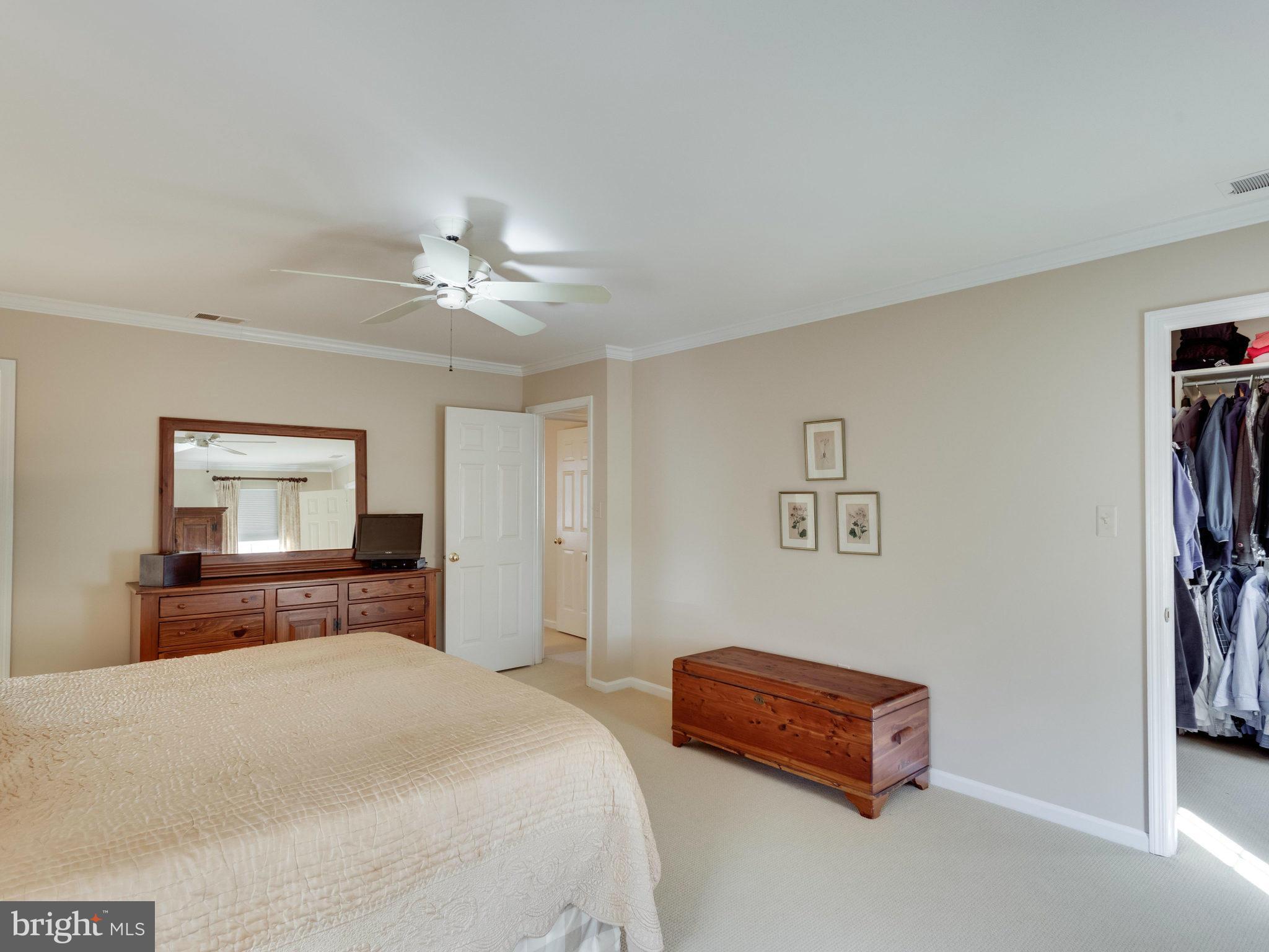 SIGNAL HILL - Residential