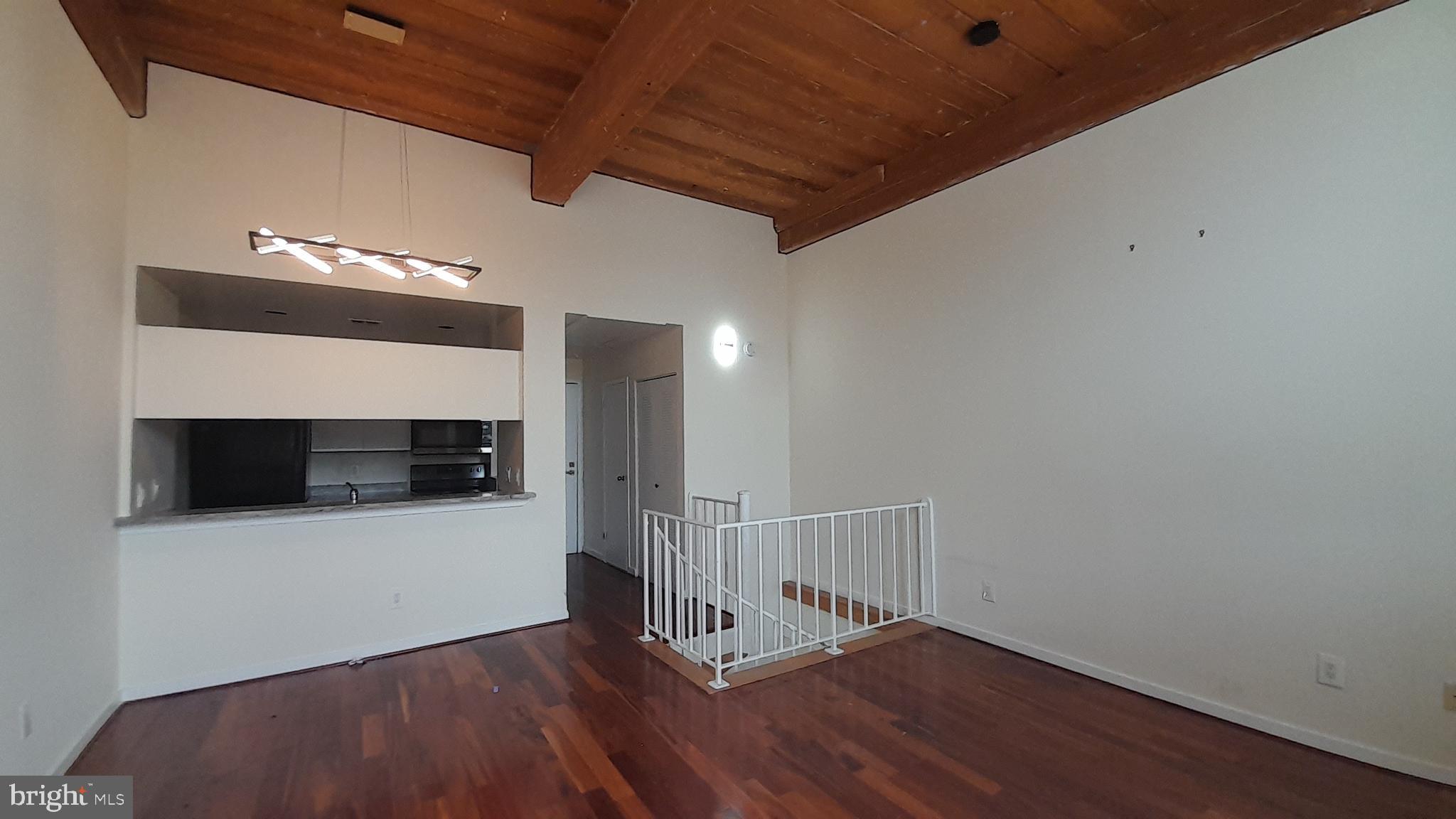 THE SHIPYARD - Residential Lease