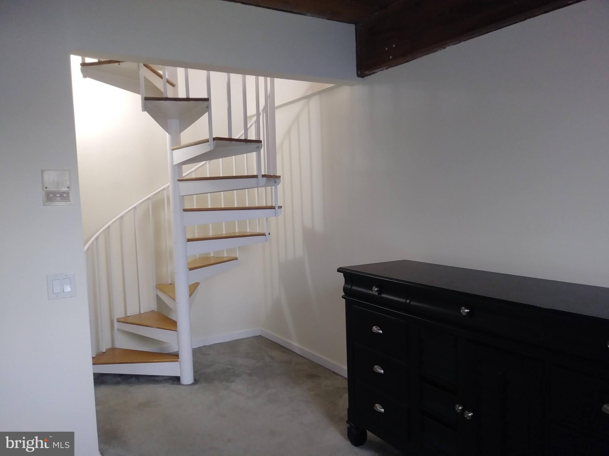 THE SHIPYARD - Residential Lease