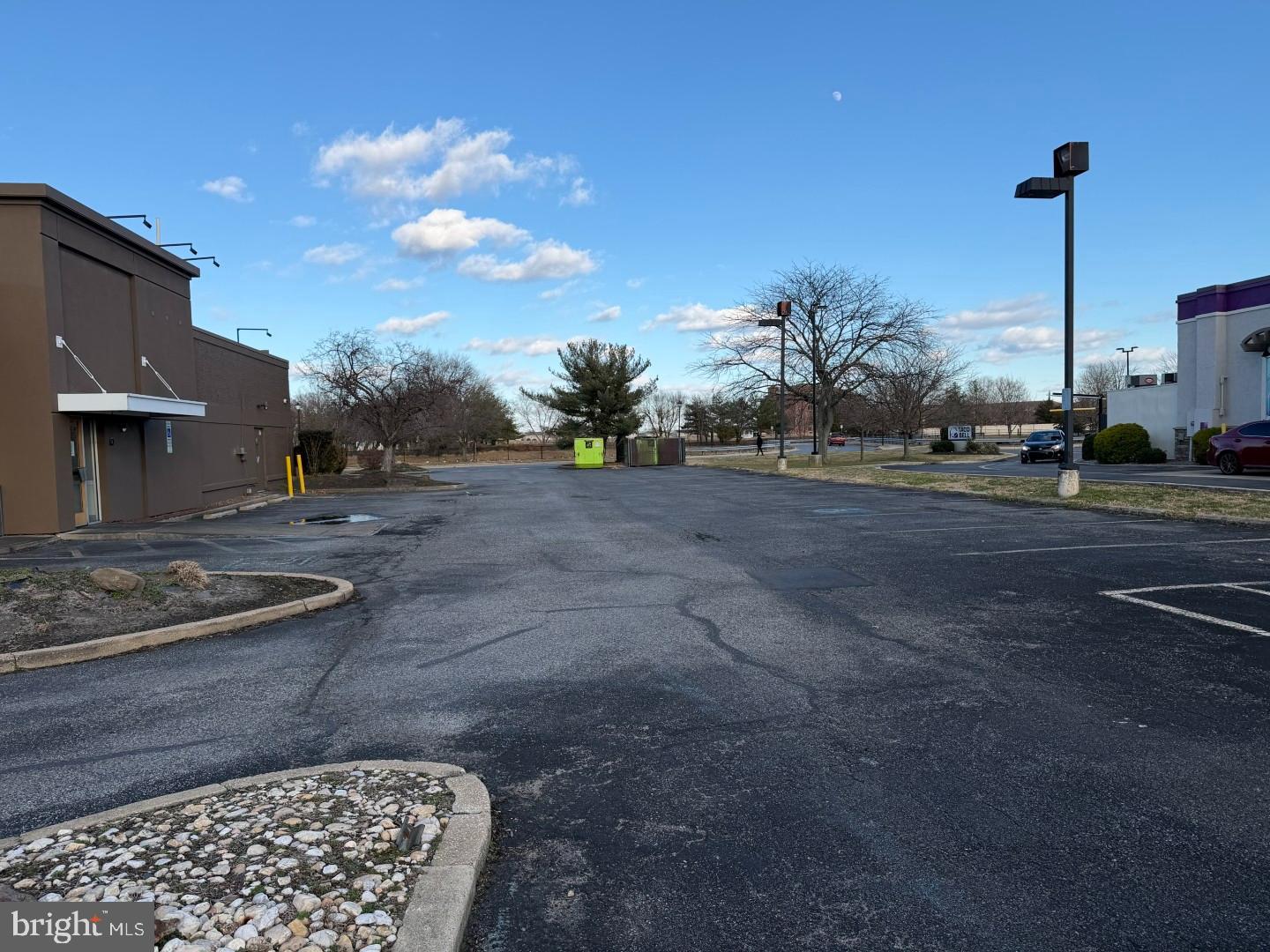 223 N DUPONT HIGHWAY