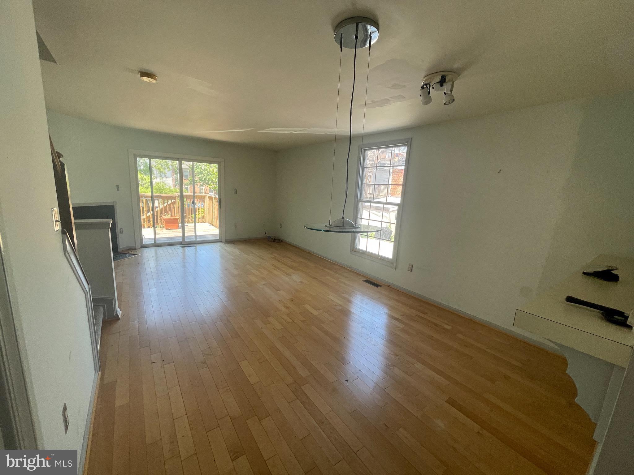 CANTON SQUARE - Residential