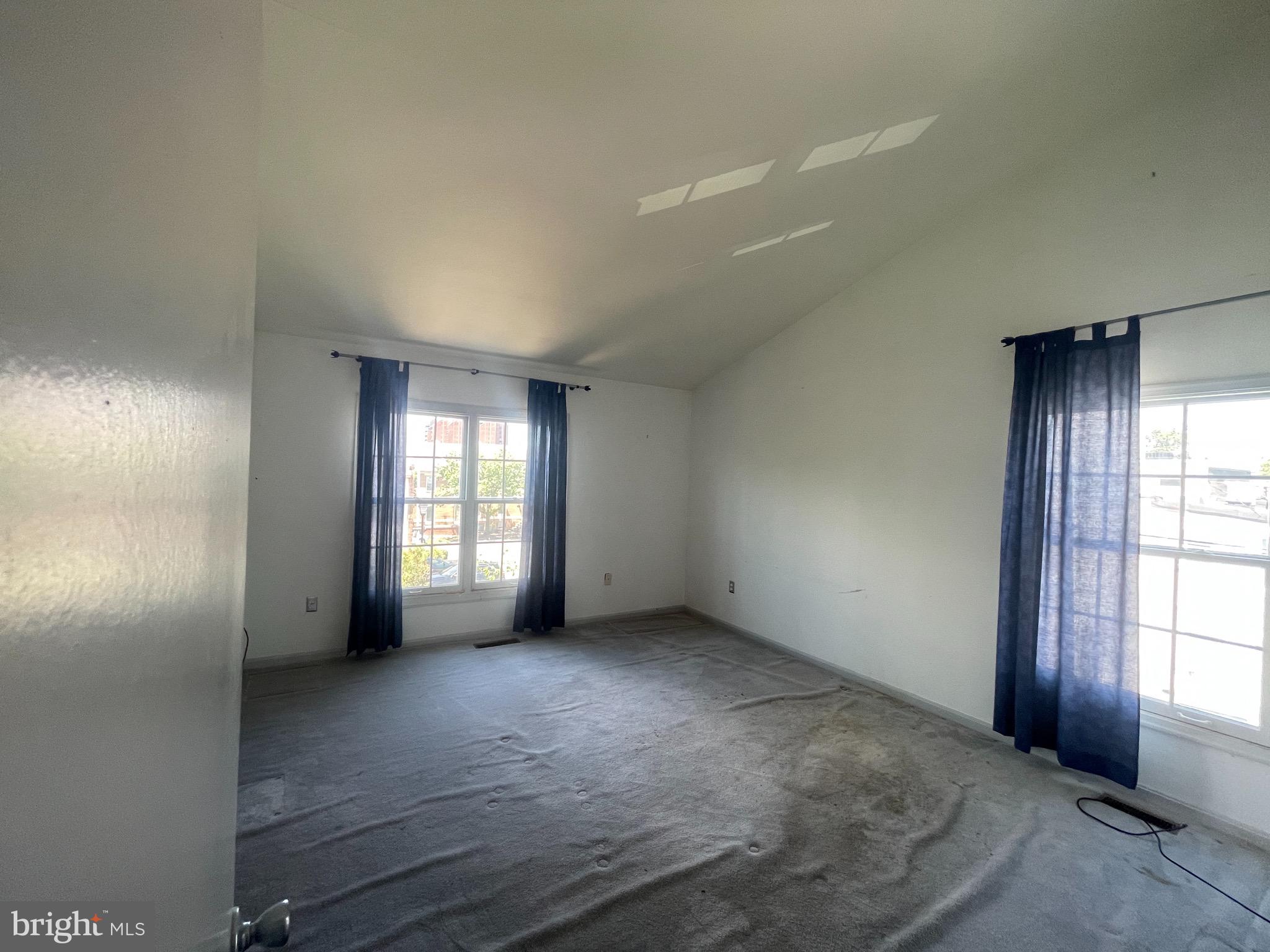 CANTON SQUARE - Residential