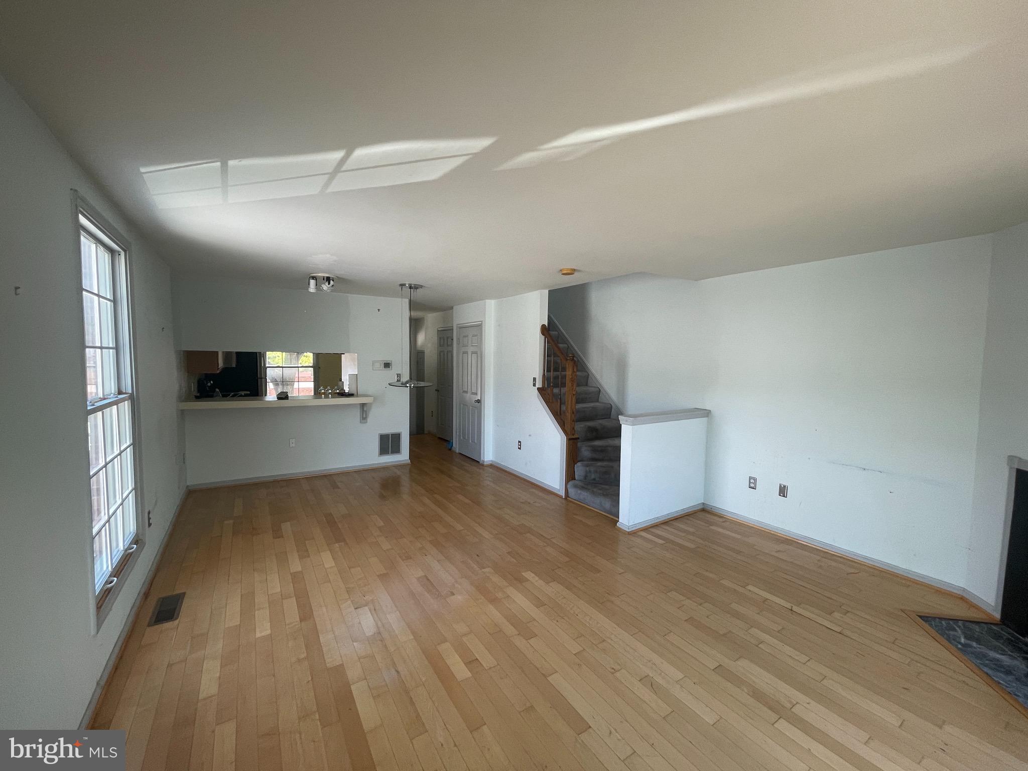 CANTON SQUARE - Residential