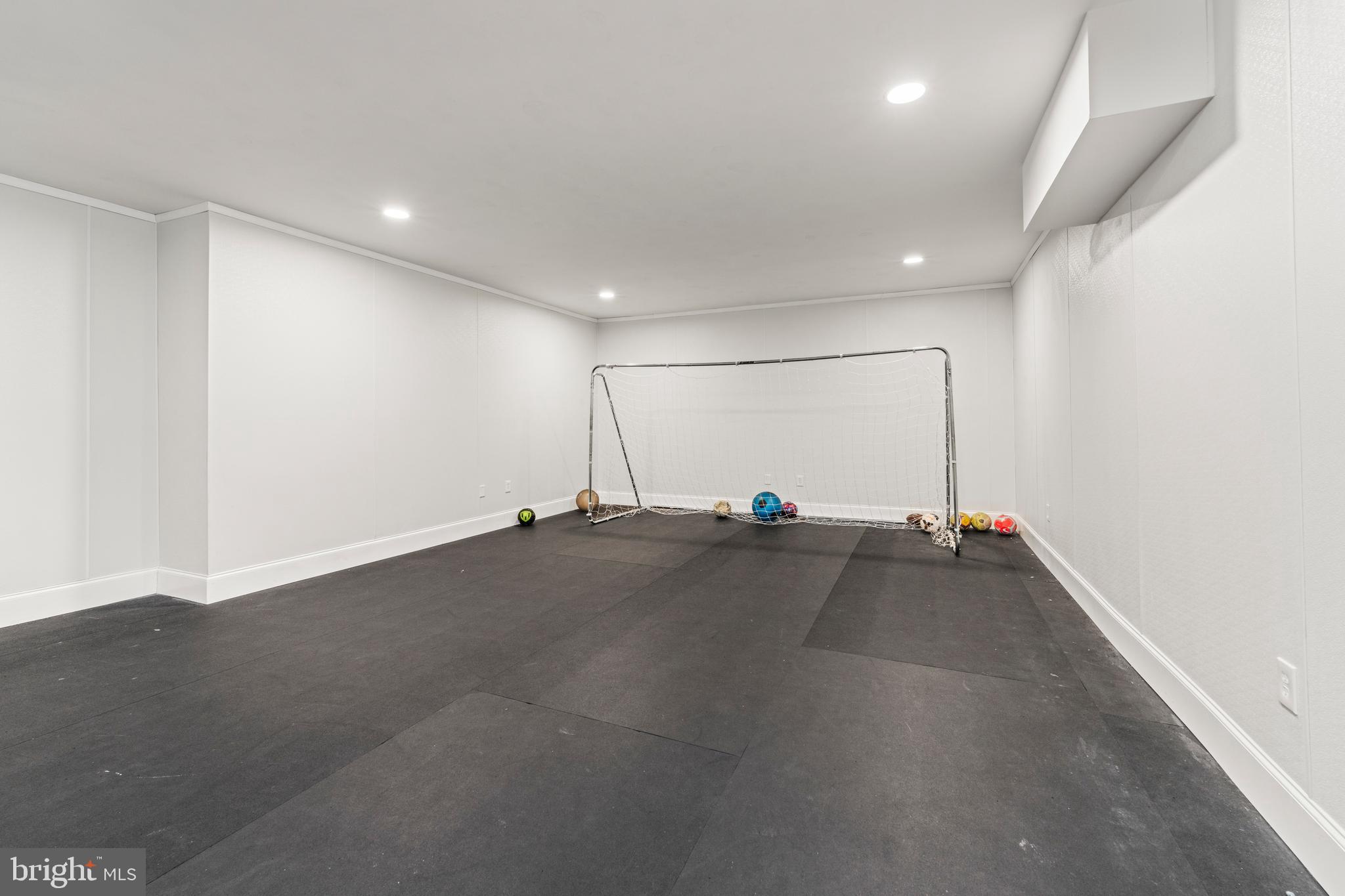 MEDFORD - Residential