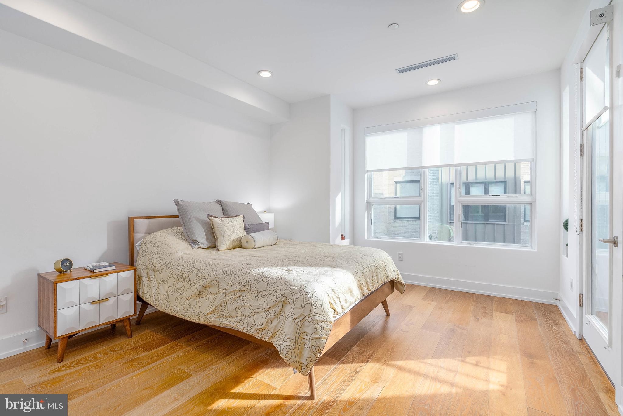 BELLA VISTA - Residential