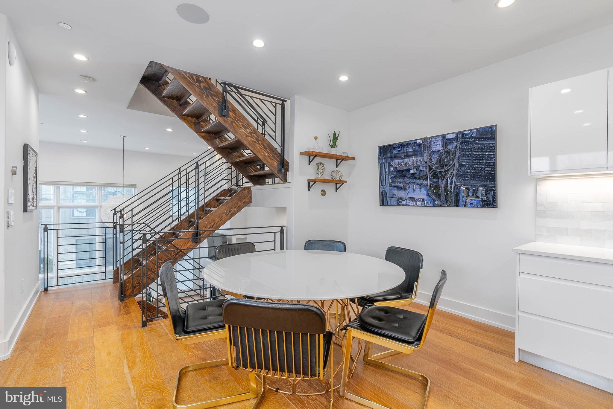 BELLA VISTA - Residential