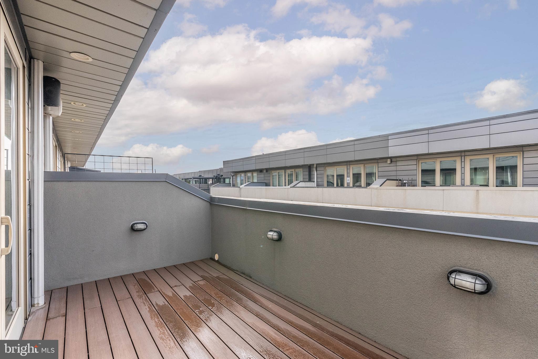 BELLA VISTA - Residential