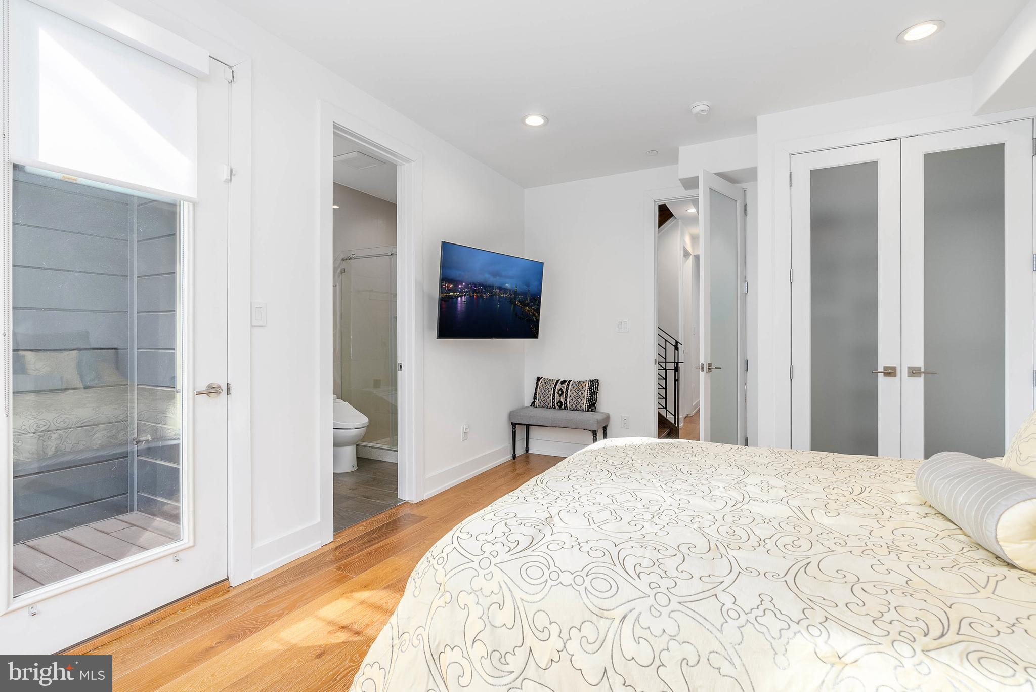 BELLA VISTA - Residential