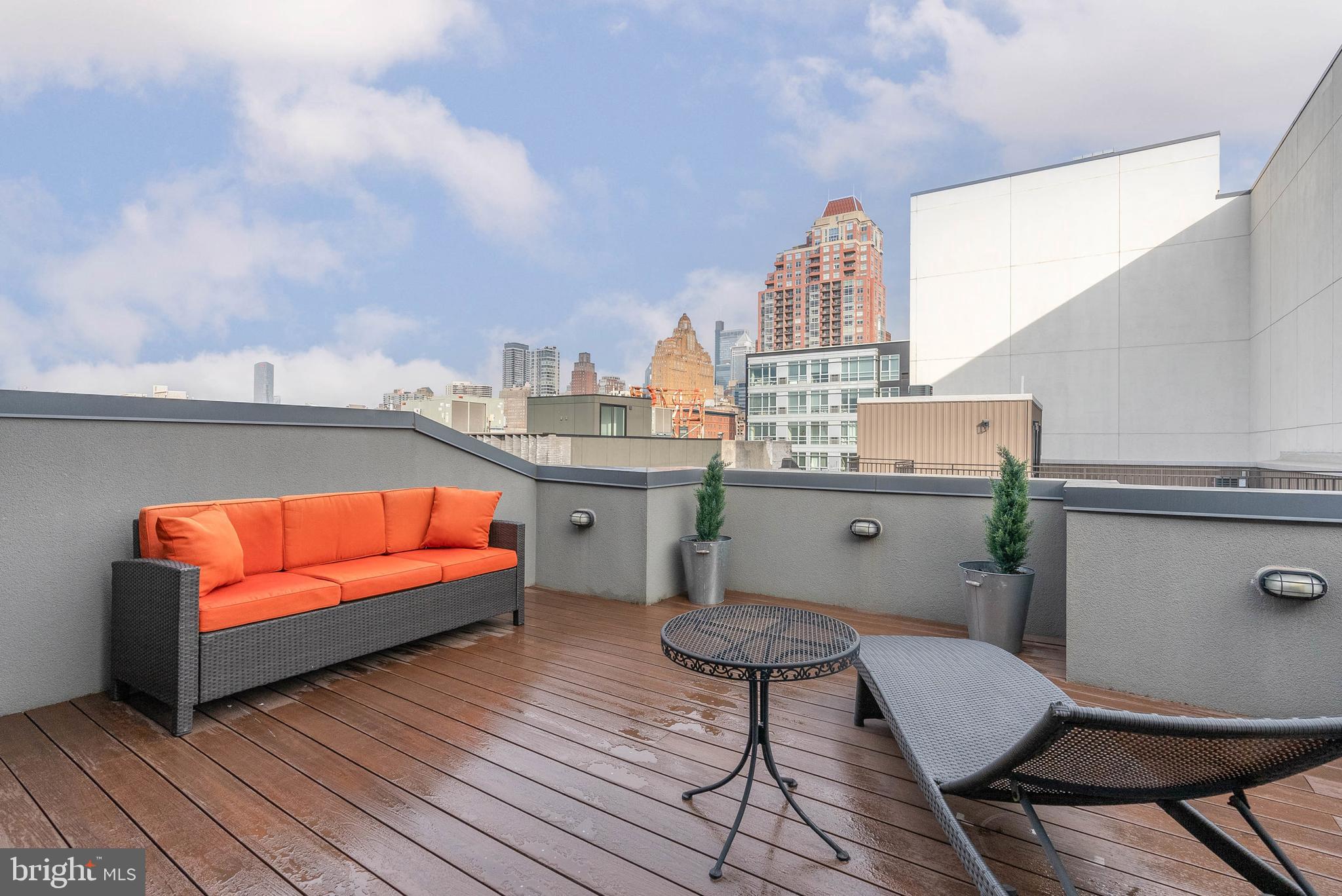 BELLA VISTA - Residential