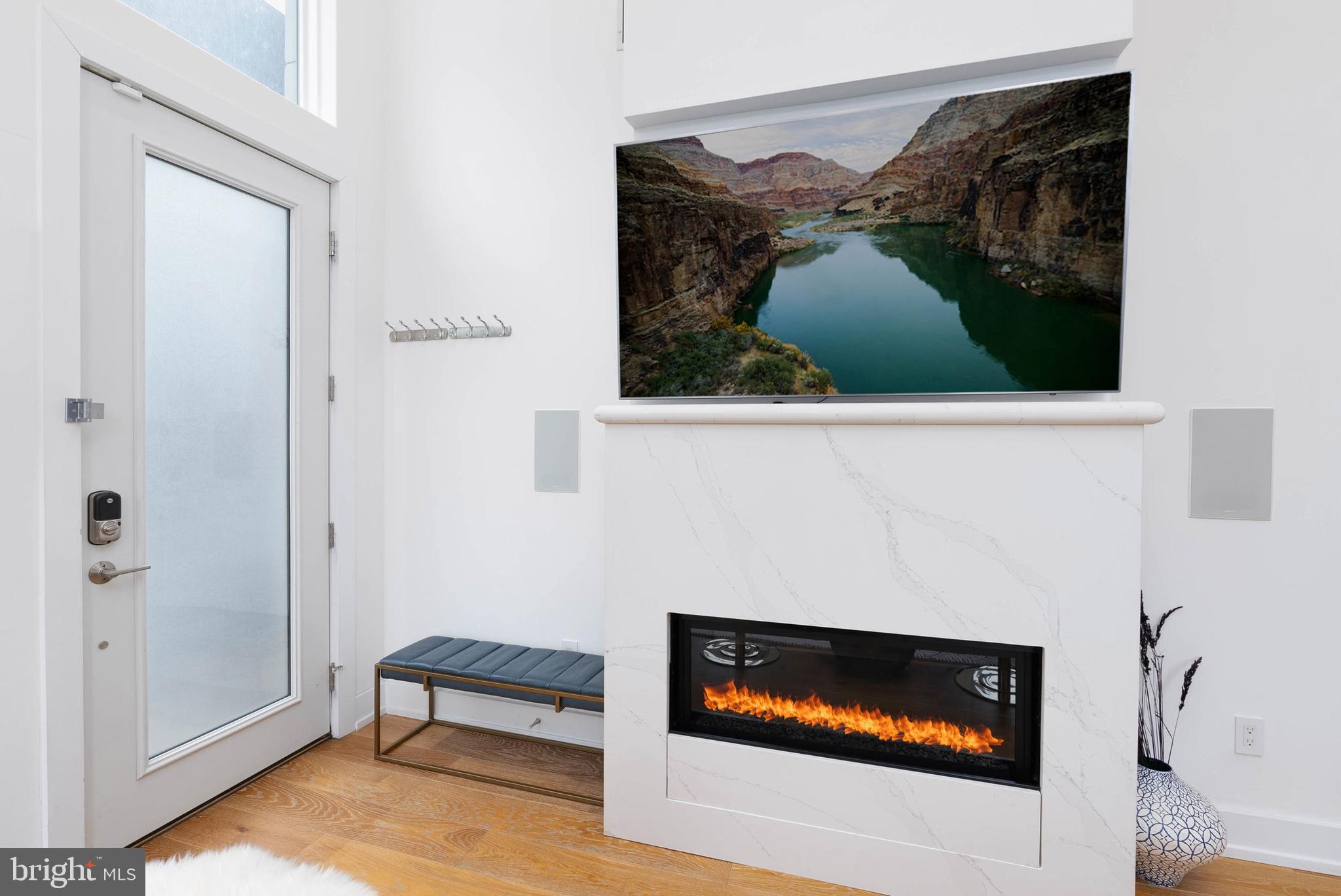 BELLA VISTA - Residential