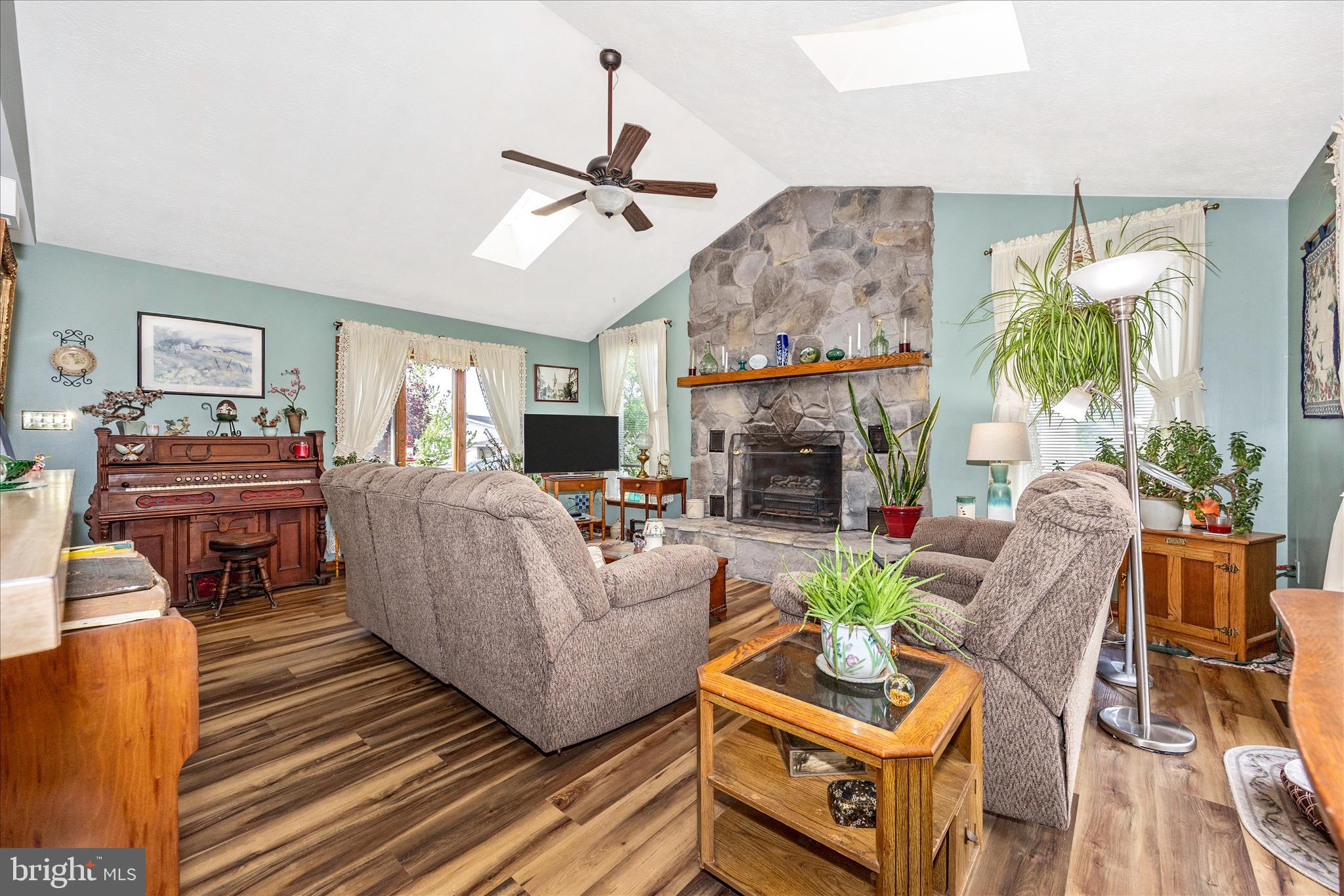 GRANDVIEW ESTATES - Residential
