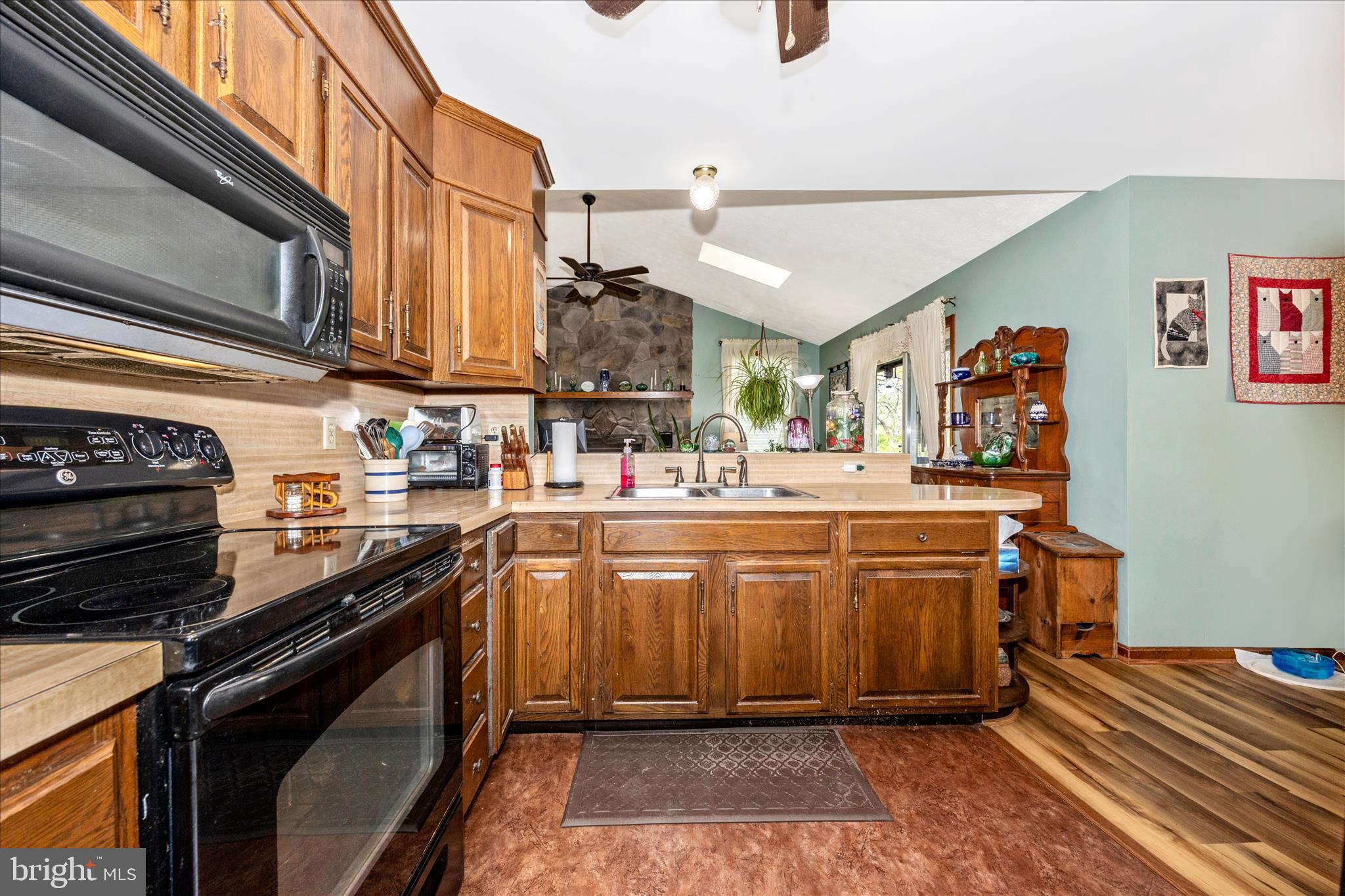 GRANDVIEW ESTATES - Residential