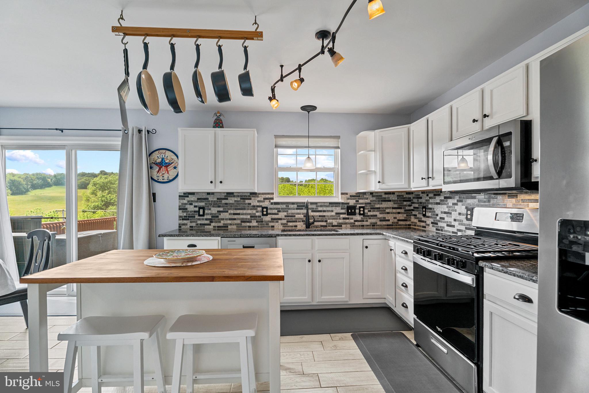 WESTMINSTER HIGHLANDS - Residential