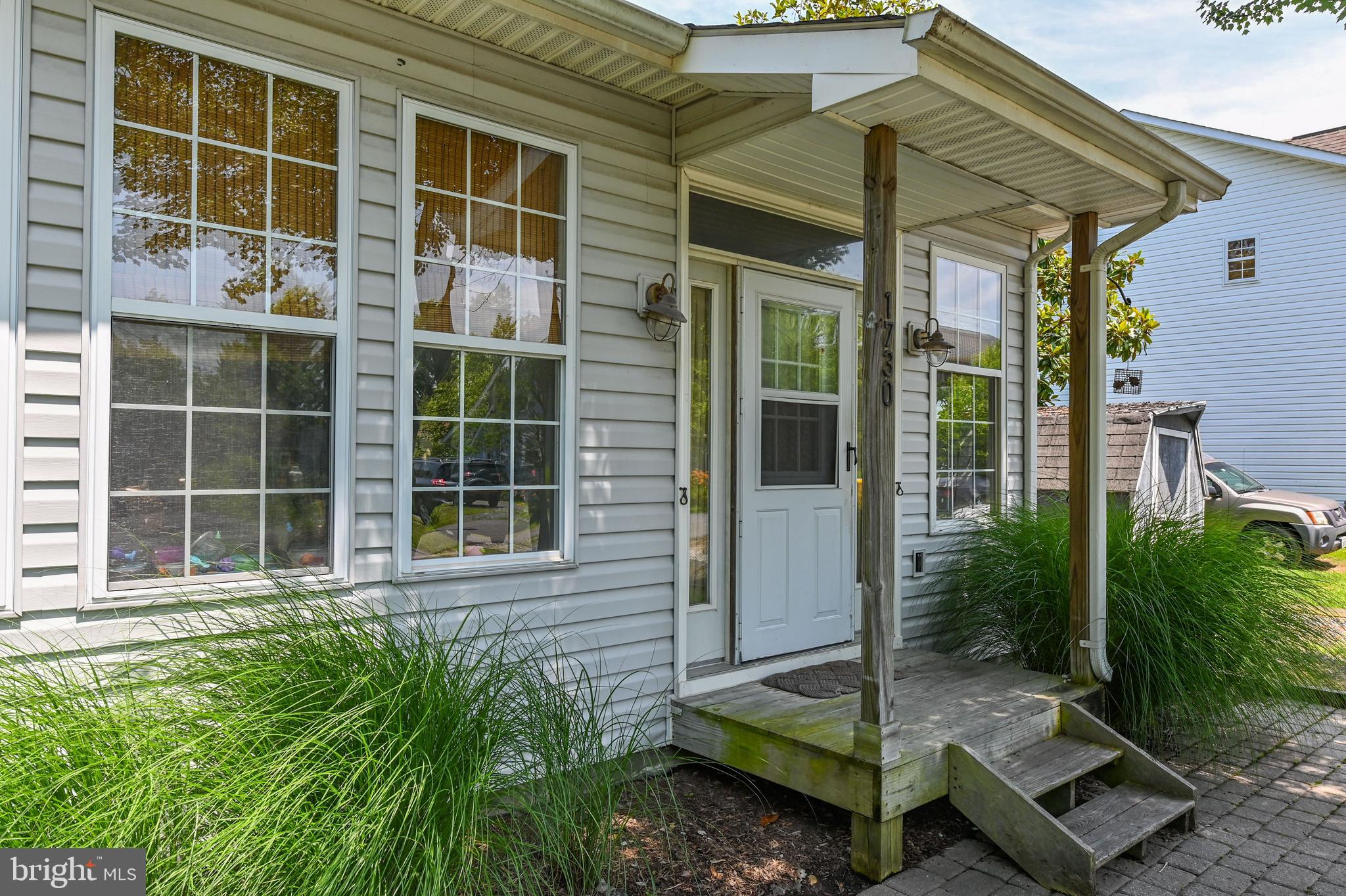 SNUG HARBOR - Residential