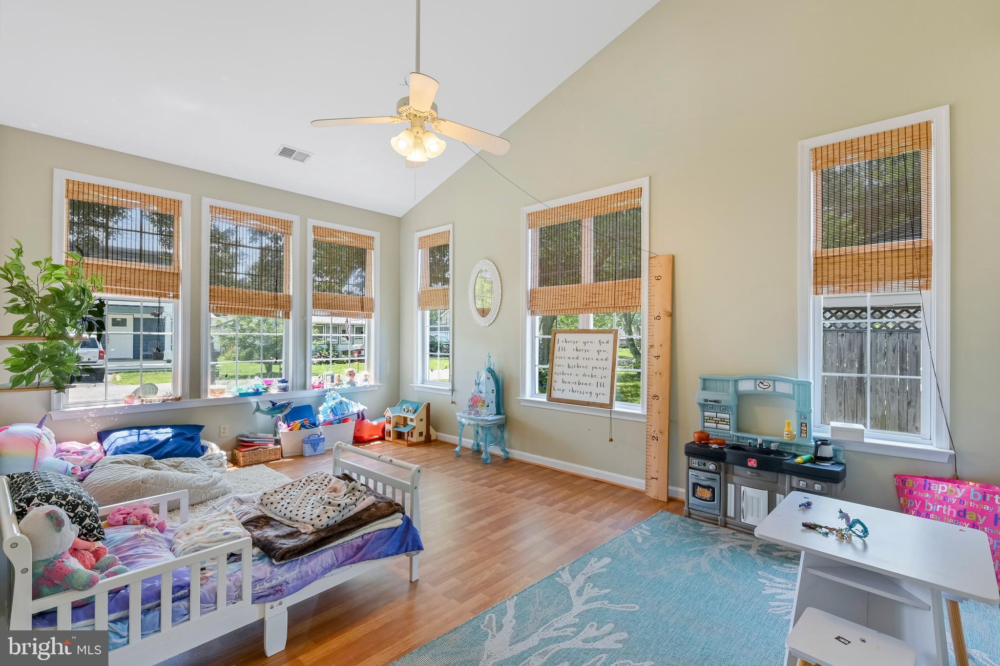 SNUG HARBOR - Residential