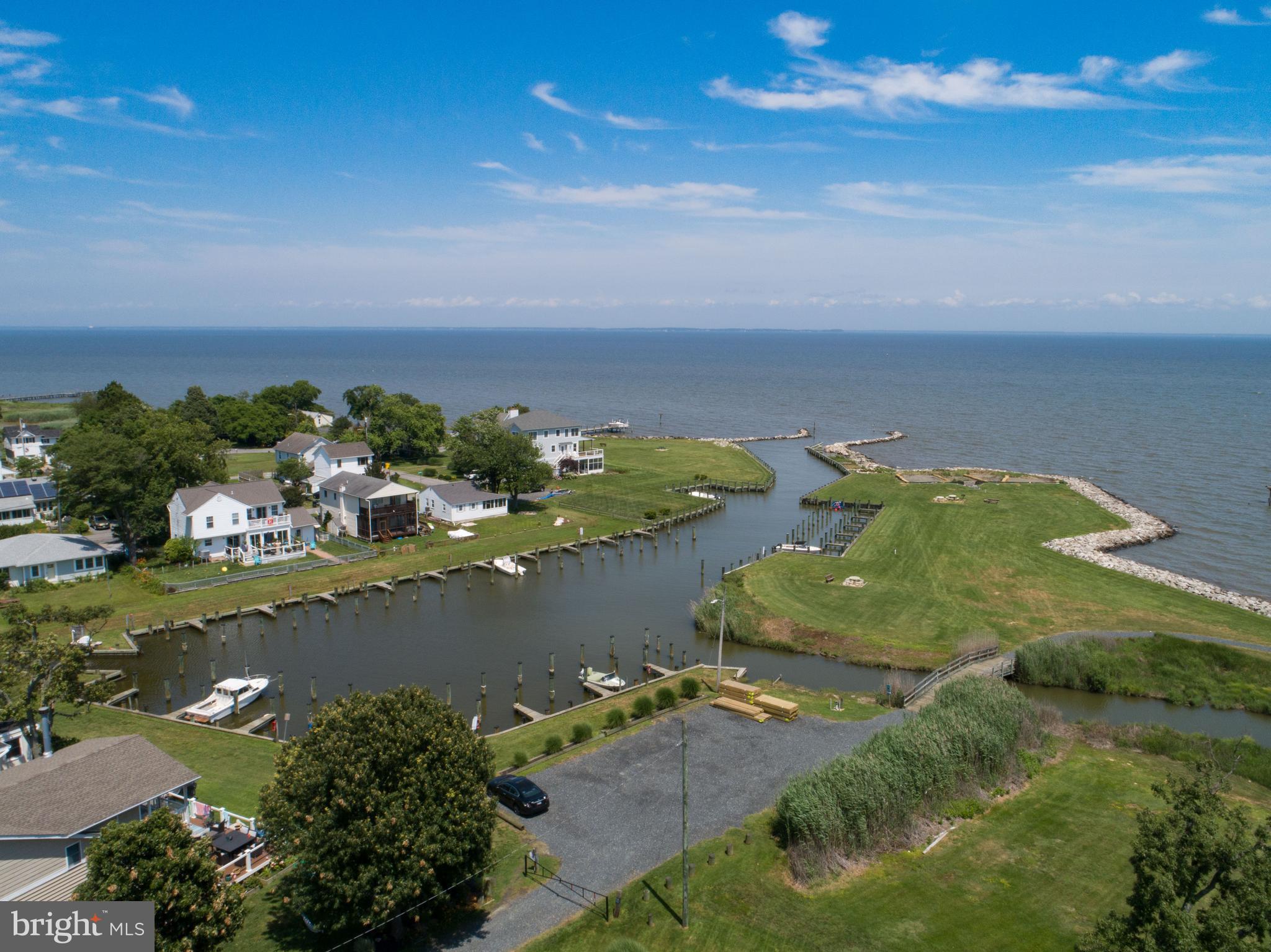 SNUG HARBOR - Residential