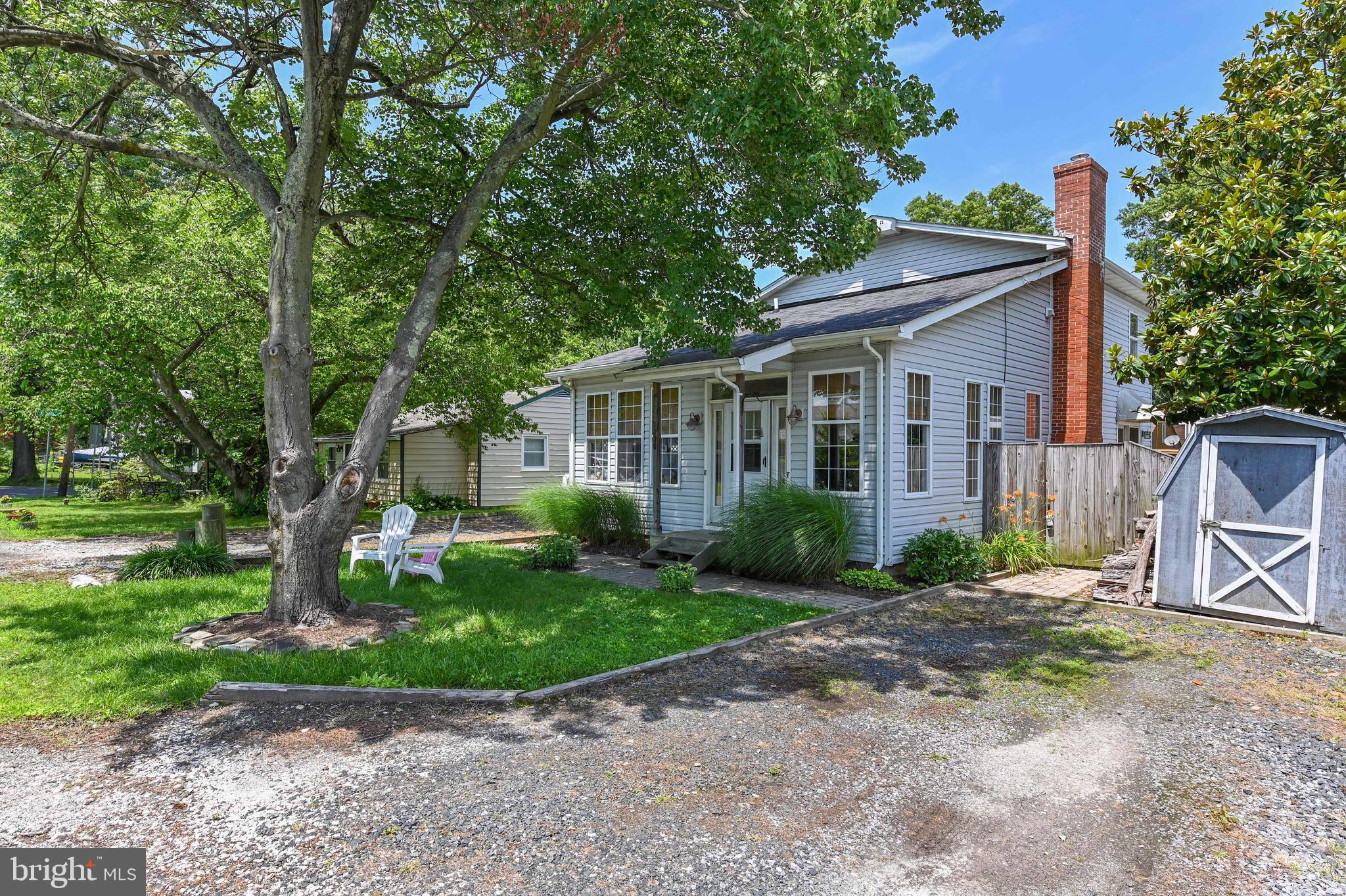 SNUG HARBOR - Residential