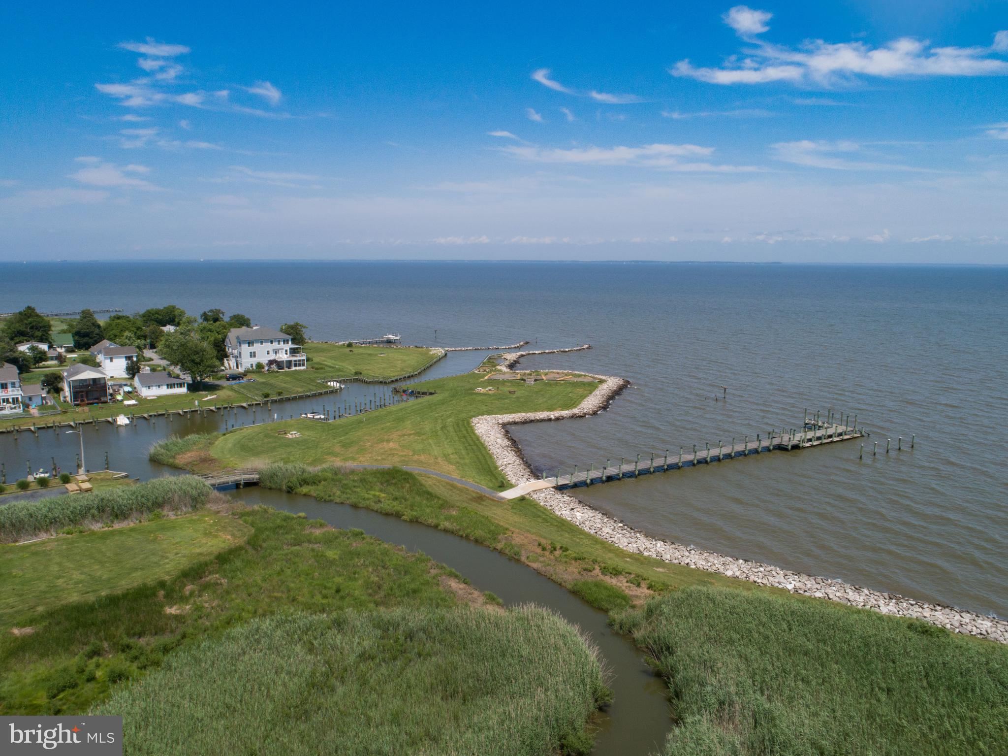 SNUG HARBOR - Residential