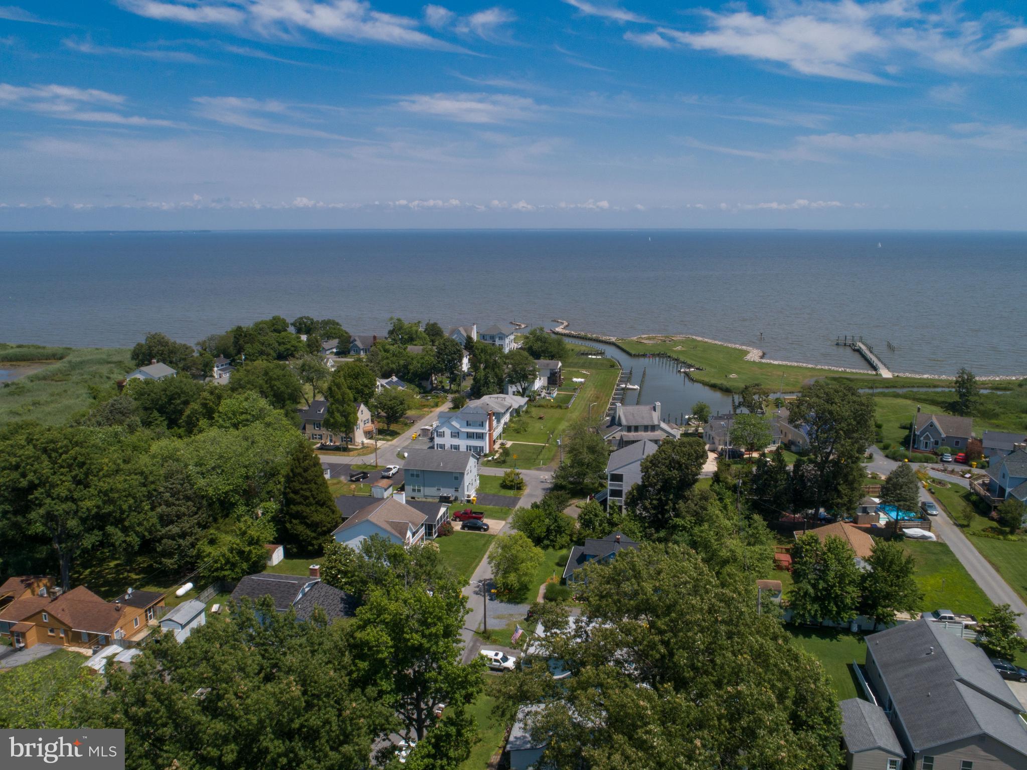 SNUG HARBOR - Residential