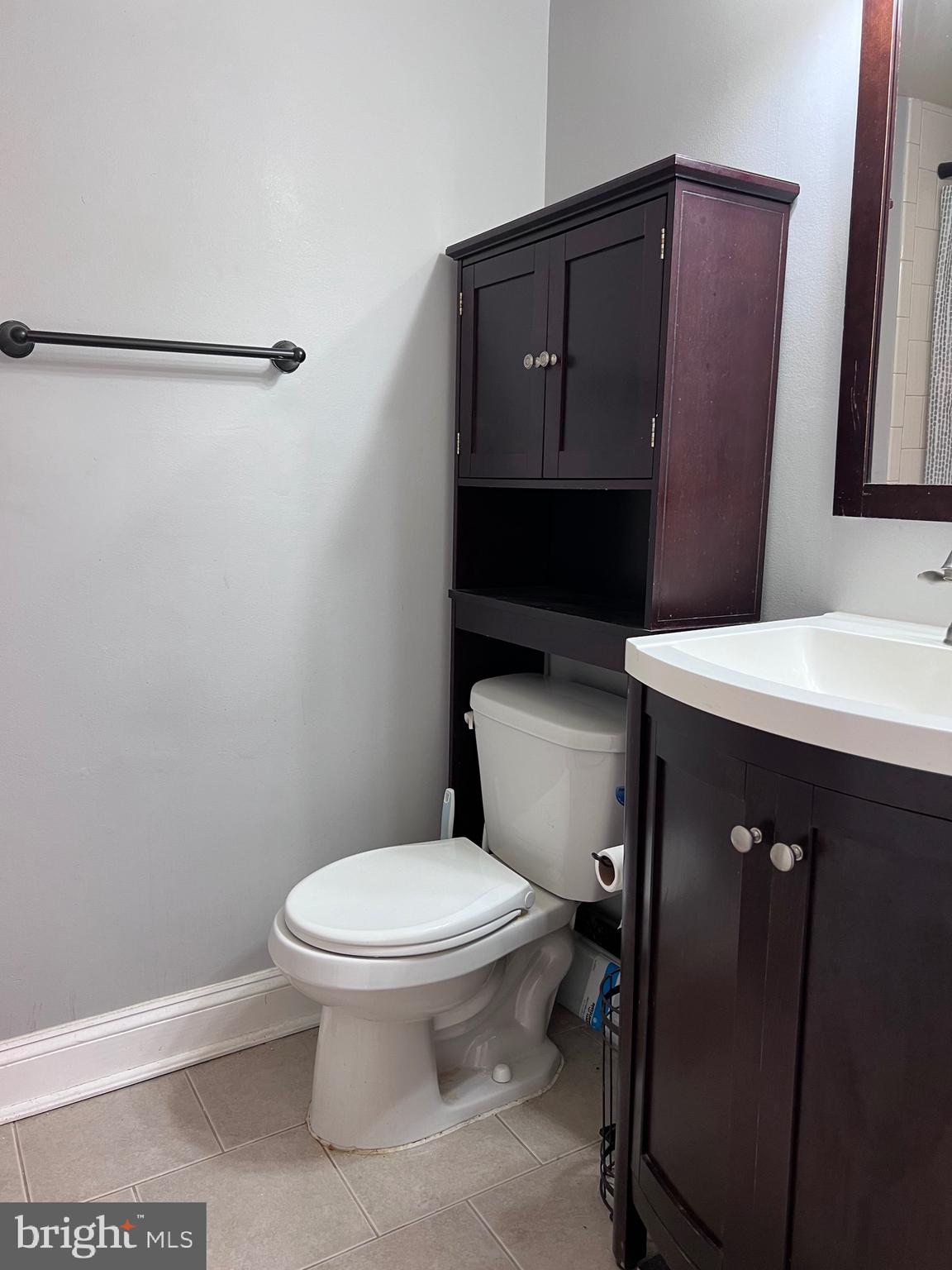 HUNTING RIDGE CONDOMINIUM - Residential