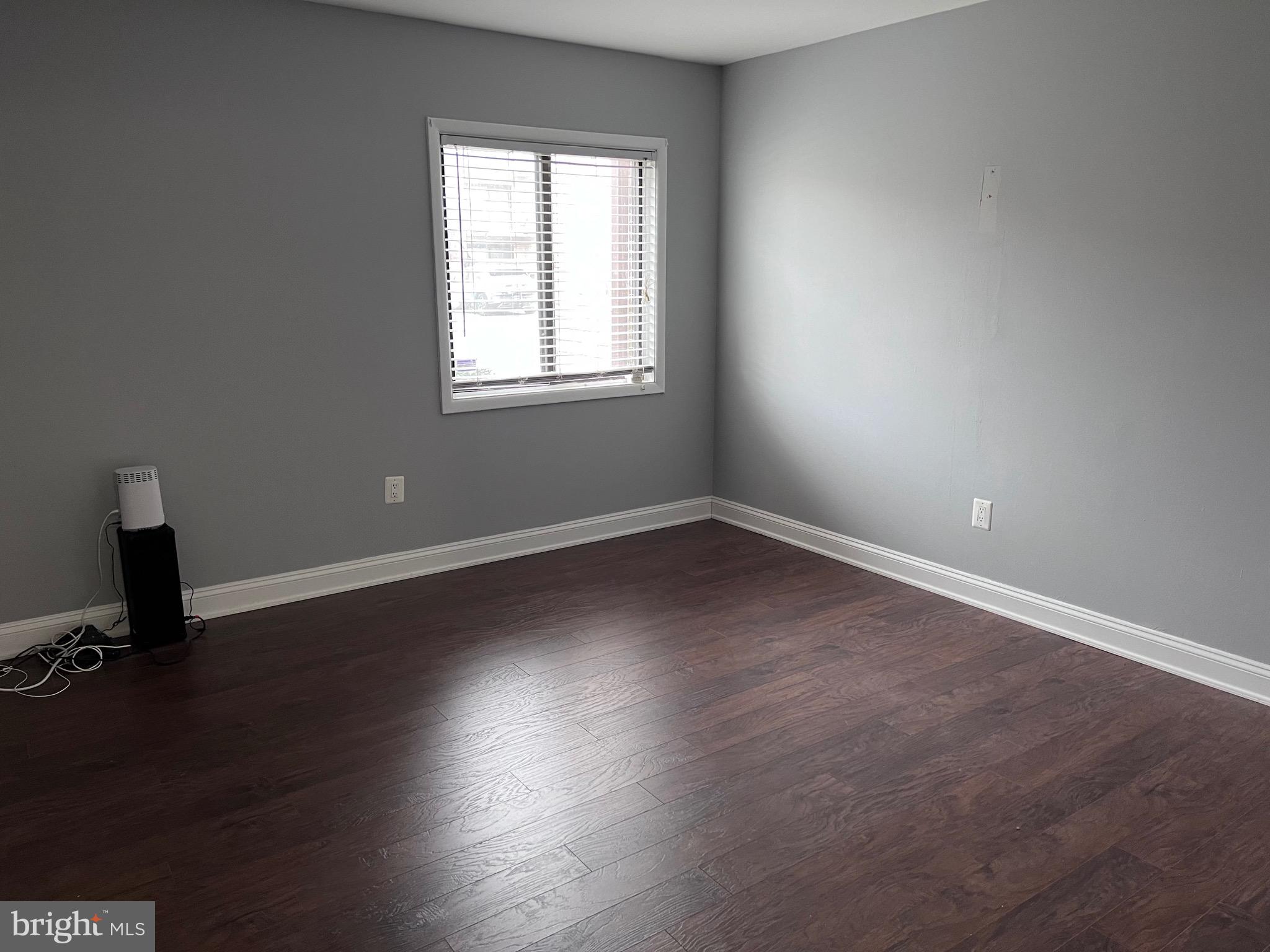 HUNTING RIDGE CONDOMINIUM - Residential