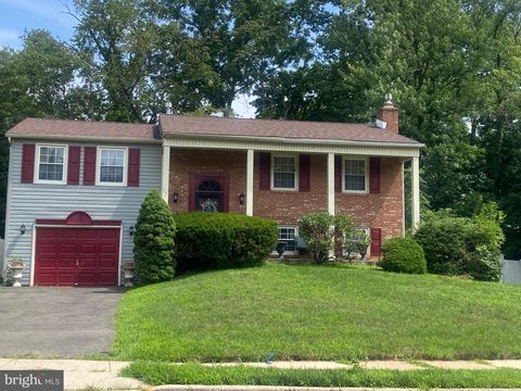Homes For Sale - 18 Fairmount Drive<br/> WILLINGBORO, NJ 08046