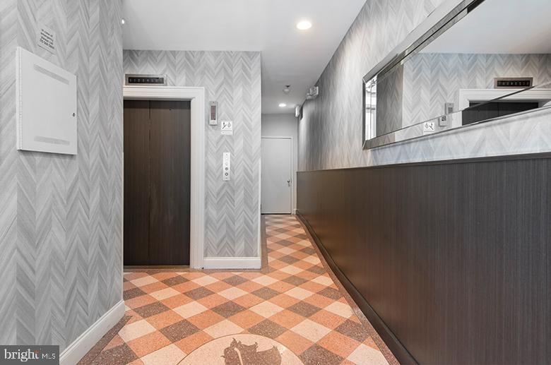 WASHINGTON SQ WEST - Residential Lease