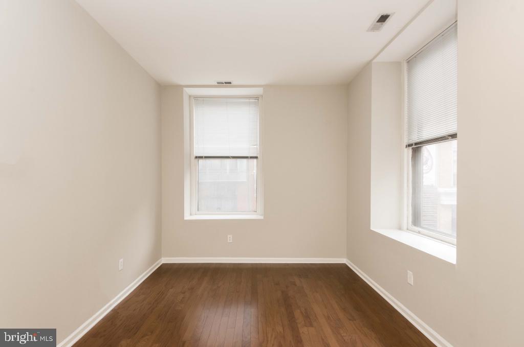 WASHINGTON SQ WEST - Residential Lease