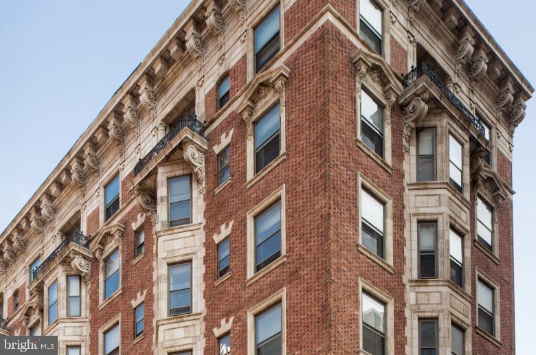 WASHINGTON SQ WEST - Residential Lease