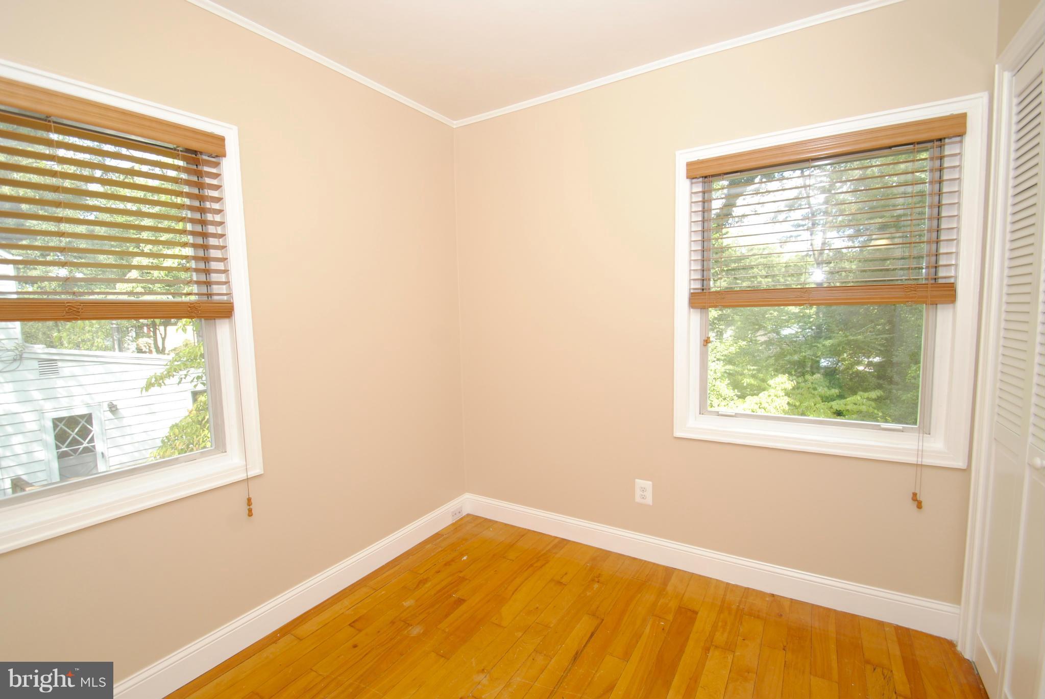 HOLLYWOOD - Residential