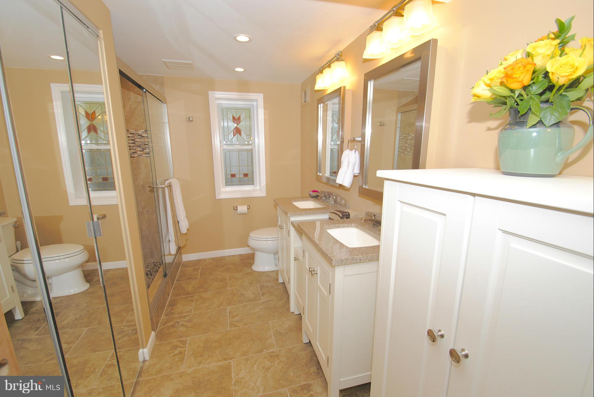 HOLLYWOOD - Residential