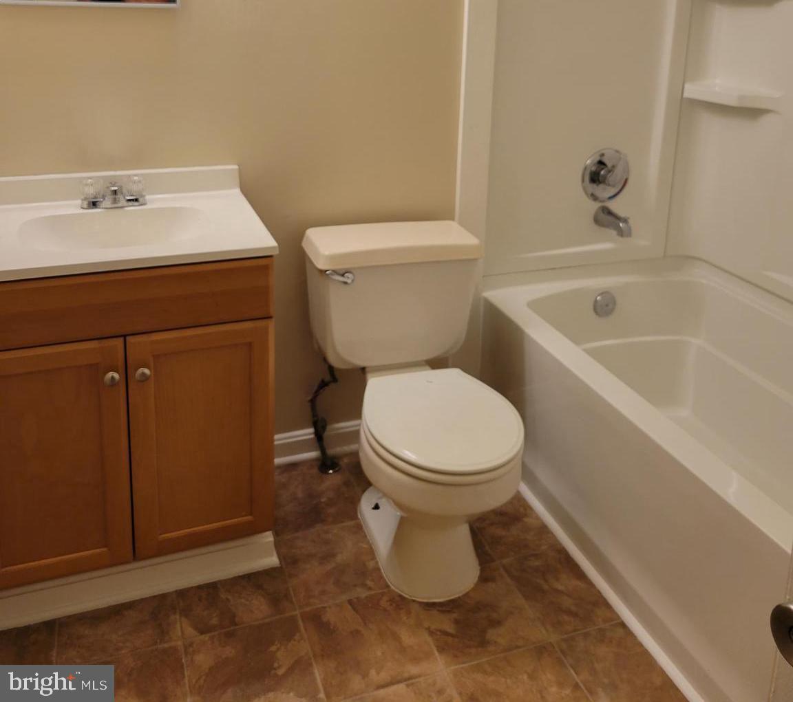 TANGLEWOOD TOWNHOMES - Residential