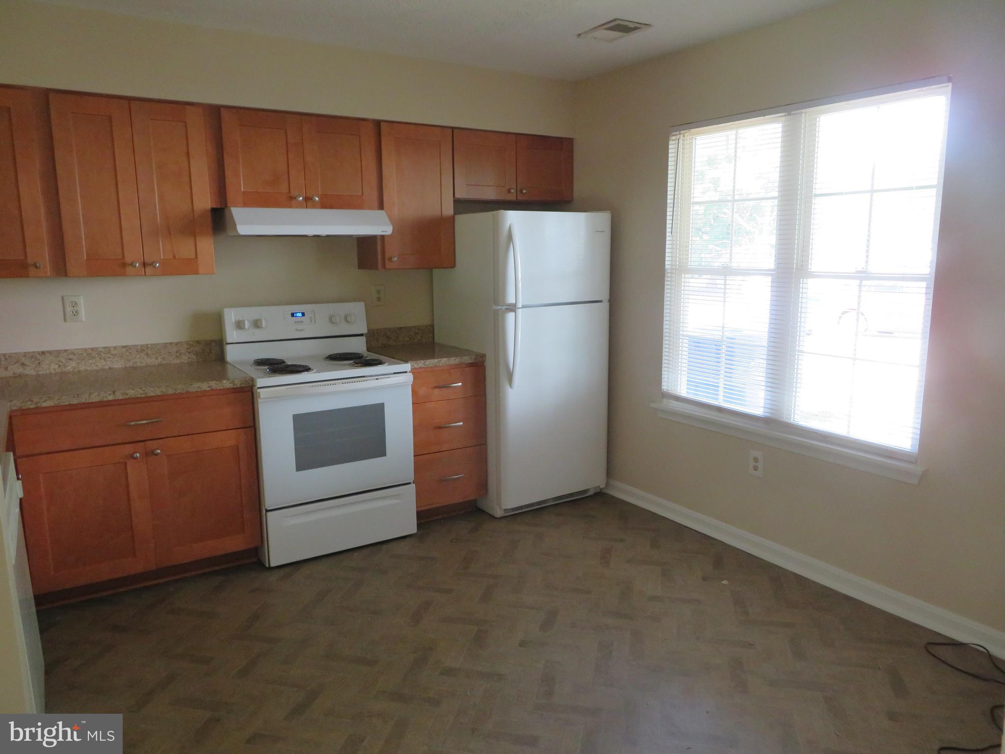 TANGLEWOOD TOWNHOMES - Residential