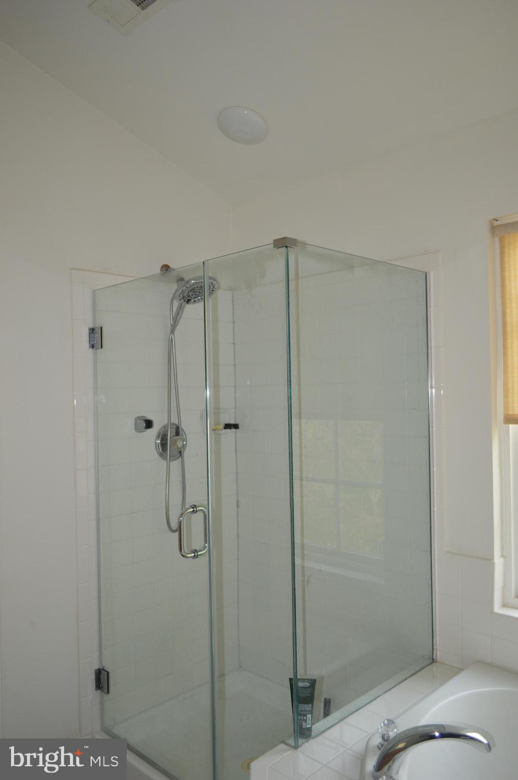 FOREST PARK - Residential Lease