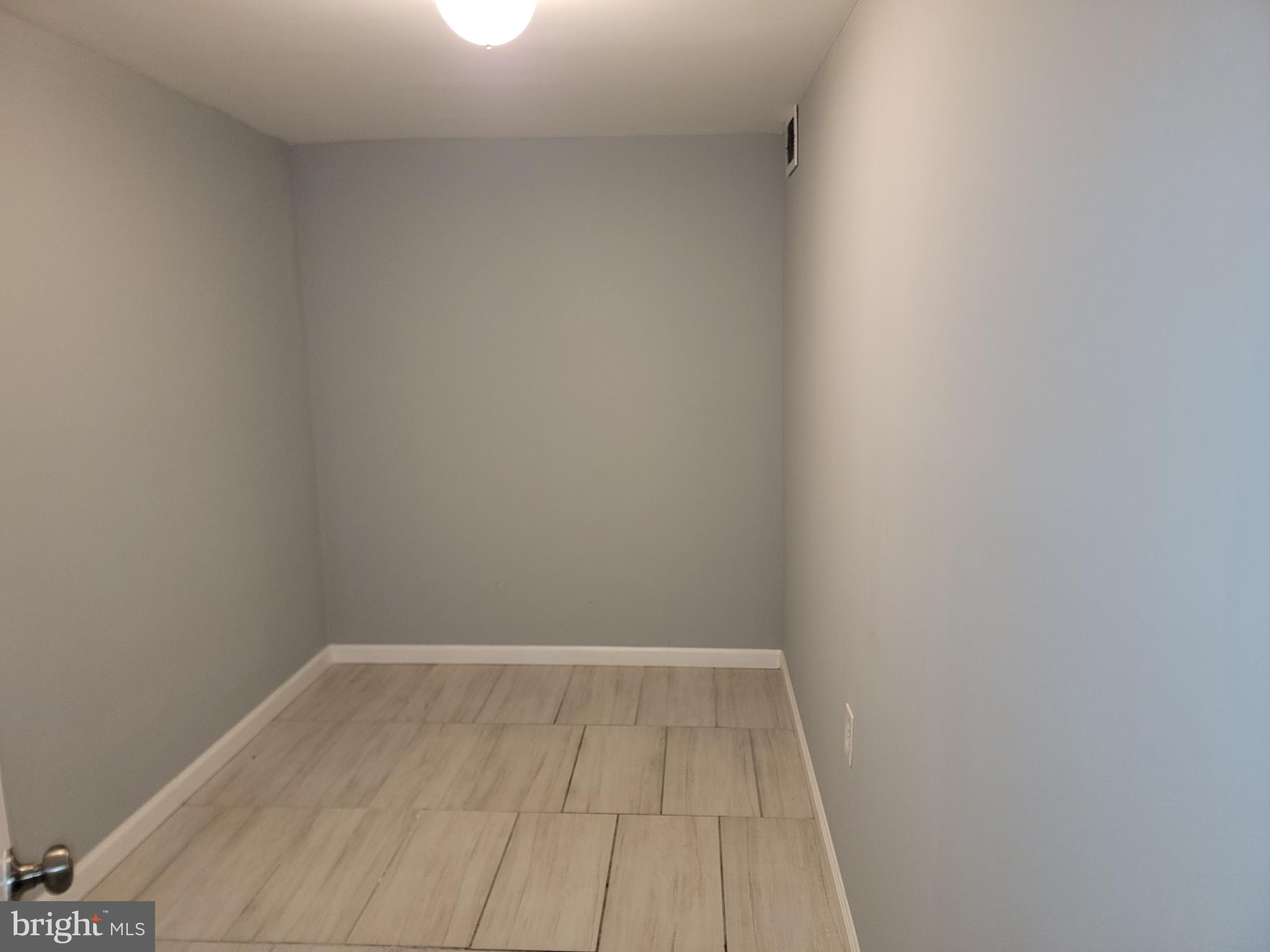 HOLLYWOOD - Residential