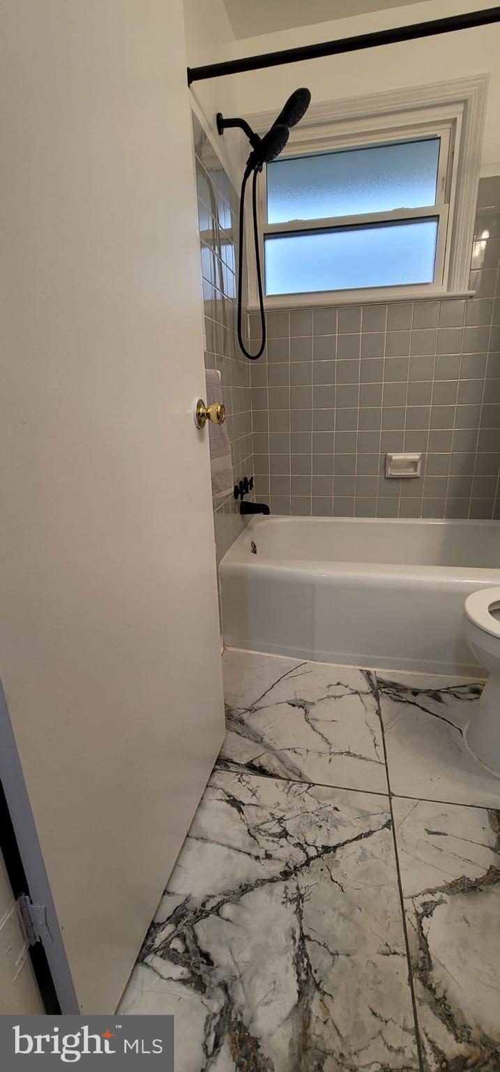 HOLLYWOOD - Residential