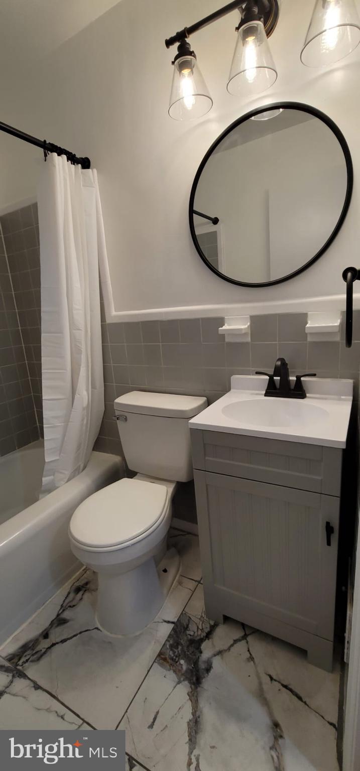 HOLLYWOOD - Residential