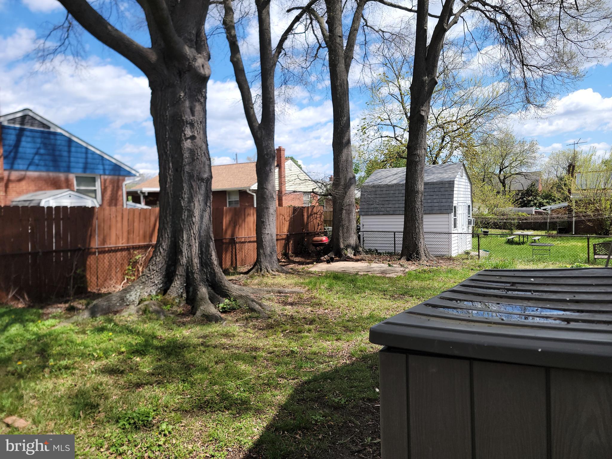 HOLLYWOOD - Residential