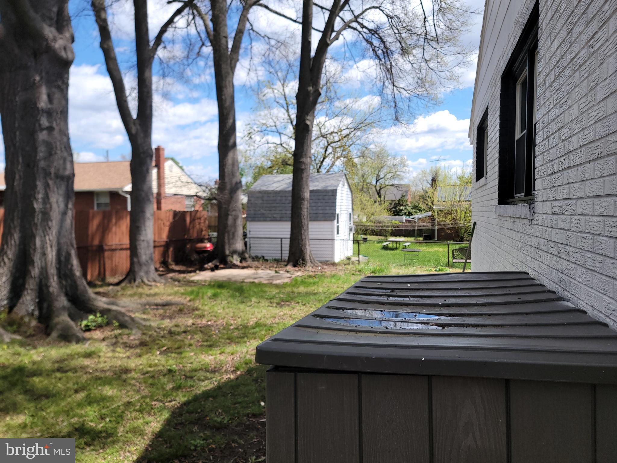 HOLLYWOOD - Residential