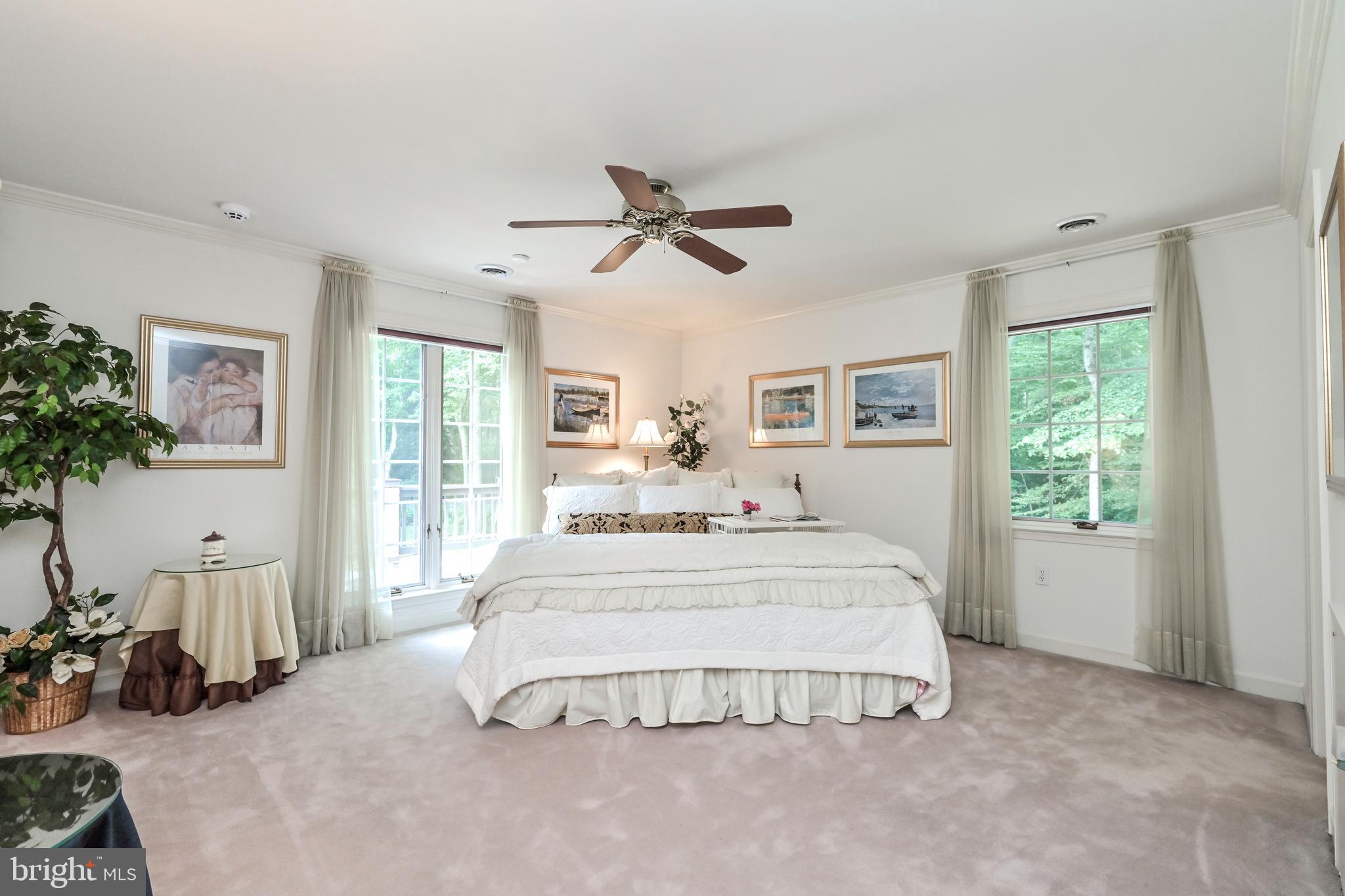 HUNTINGTON WOODS - Residential