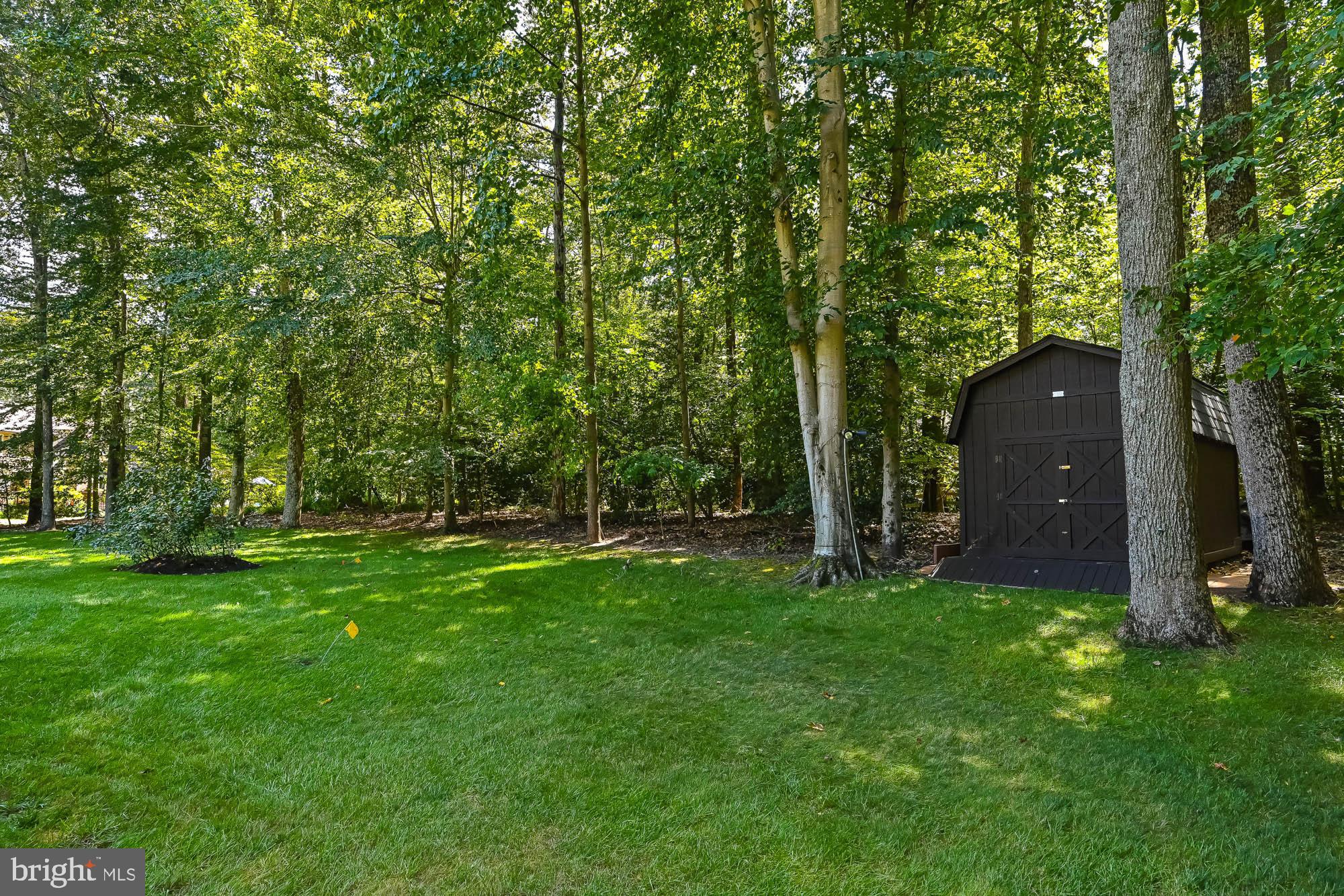 HUNTINGTON WOODS - Residential