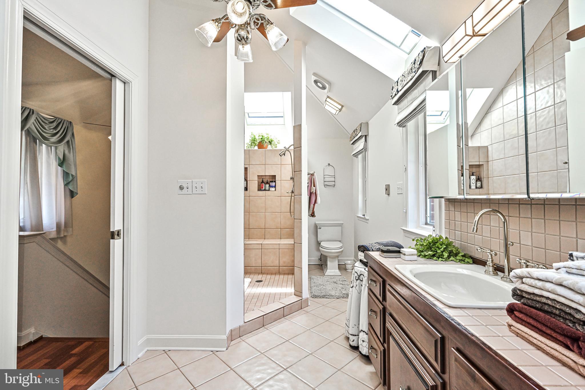 HUNTINGTON WOODS - Residential